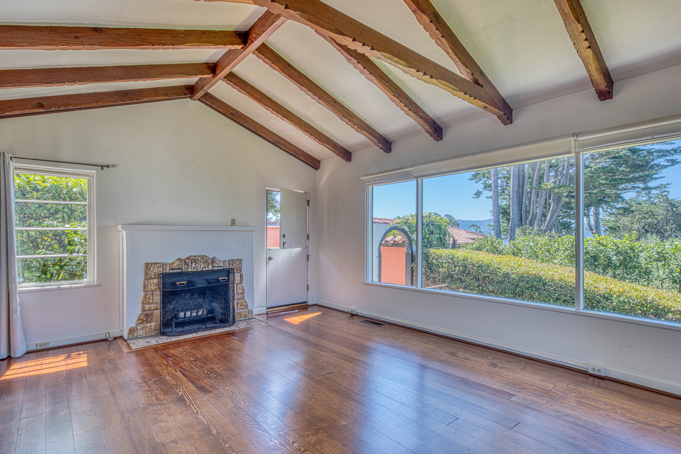  24489 San Mateo Avenue - 物件實景