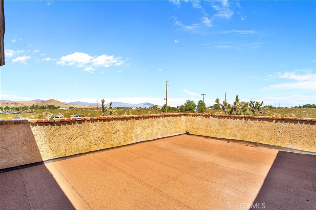 Lucerne Valley, California, 92356, United States, 6 Bedrooms Bedrooms, ,5 BathroomsBathrooms,Residential,For Sale,1986266