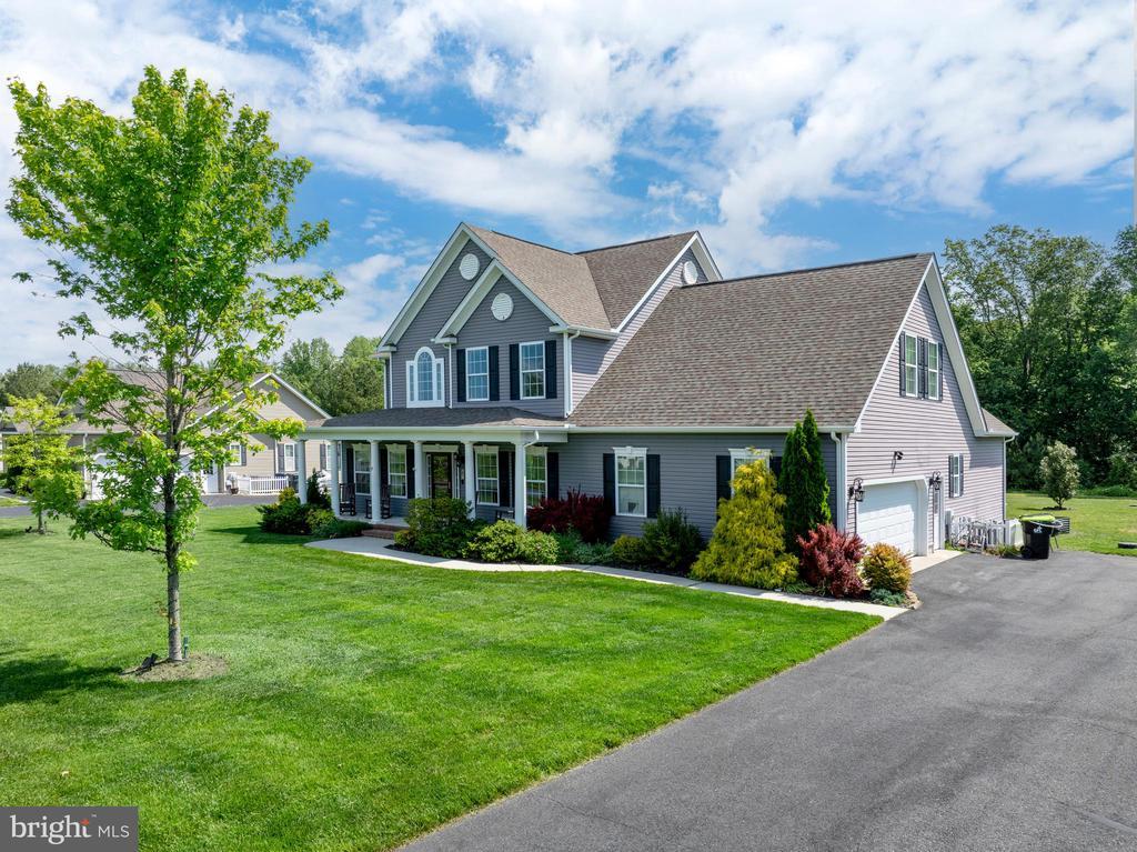 Milton, Delaware, 19968, United States, 4 Bedrooms Bedrooms, ,3 BathroomsBathrooms,Residential,For Sale,1804987