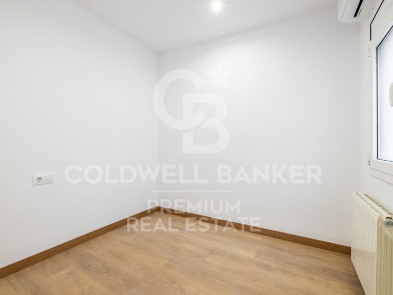 Barcelona Capital, Catalonia, ES, 4 Bedrooms Bedrooms, ,2 BathroomsBathrooms,Residential,For Sale,1752562
