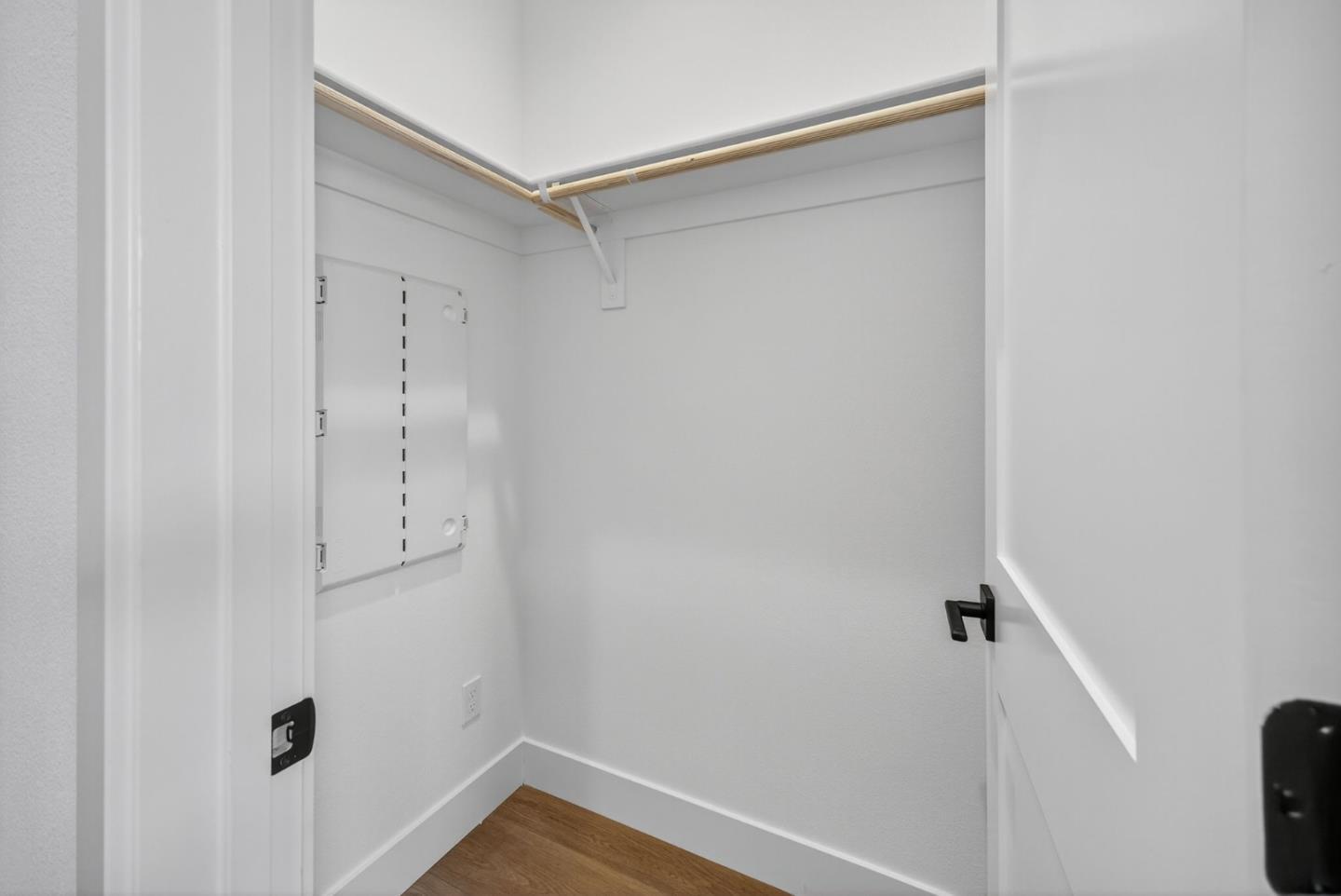 Redwood City, California, 94061, United States, 4 Bedrooms Bedrooms, ,3 BathroomsBathrooms,Residential,For Sale,1988183