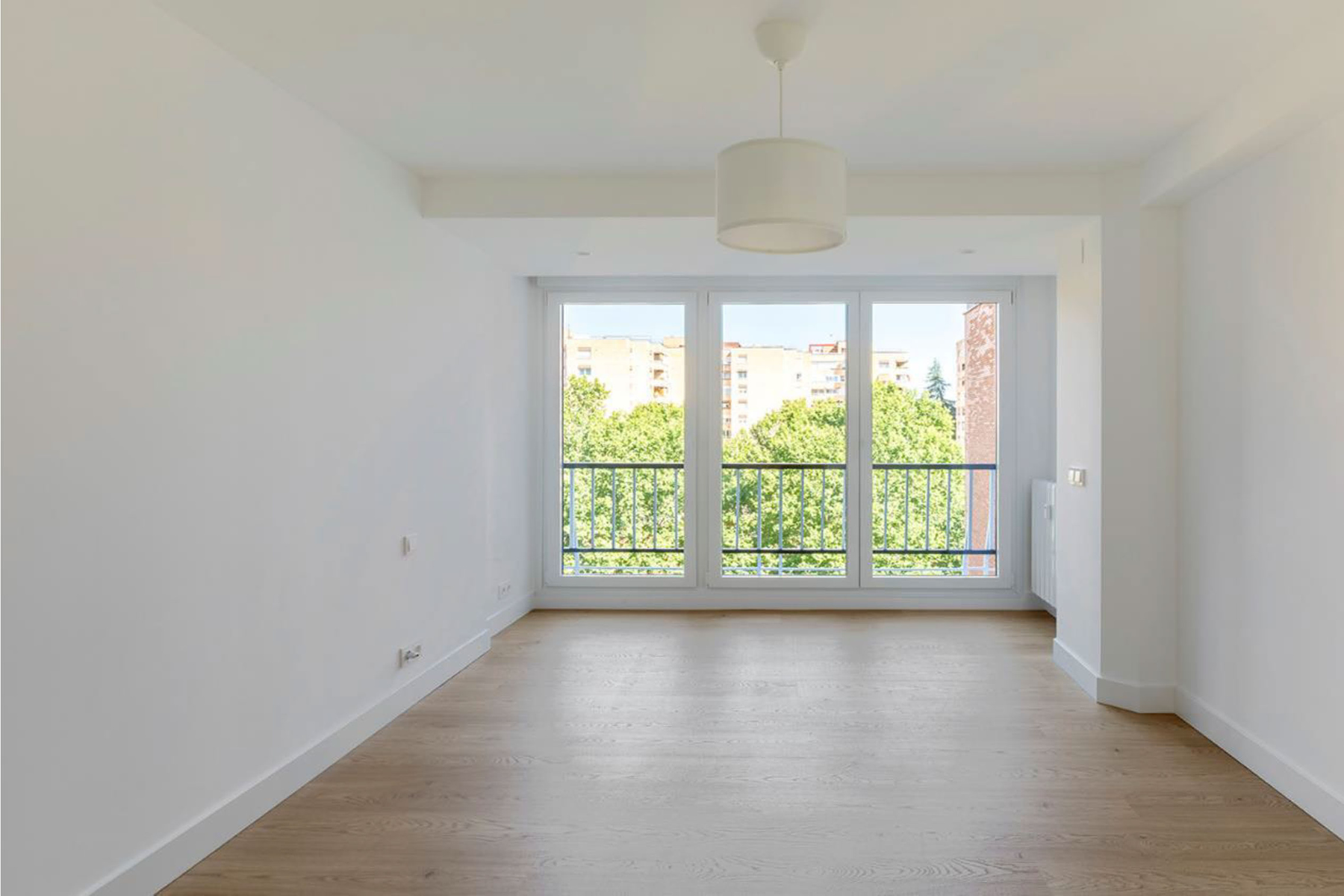  Renovated Flat with Contemporary Style in Moncloa, Madrid - 物件實景