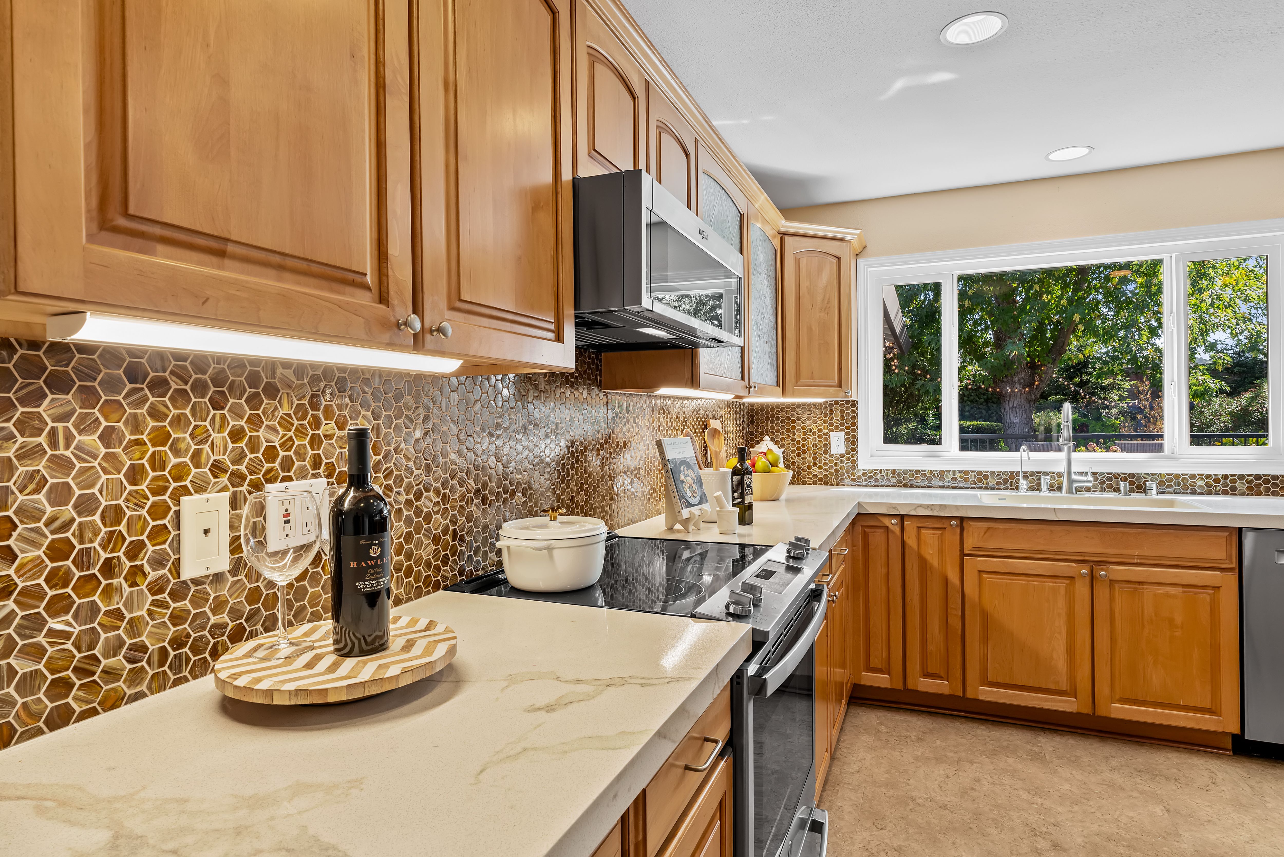  2158 Mount Olive Drive, Santa Rosa, CA 95404 - 物件實景