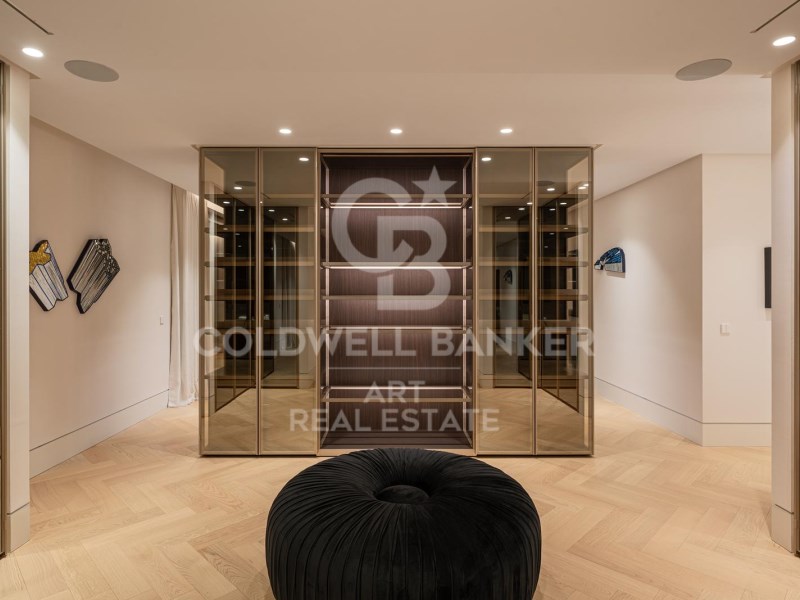 Marbella, Andalusia, ES, 5 Bedrooms Bedrooms, ,6 BathroomsBathrooms,Residential,For Sale,1984936