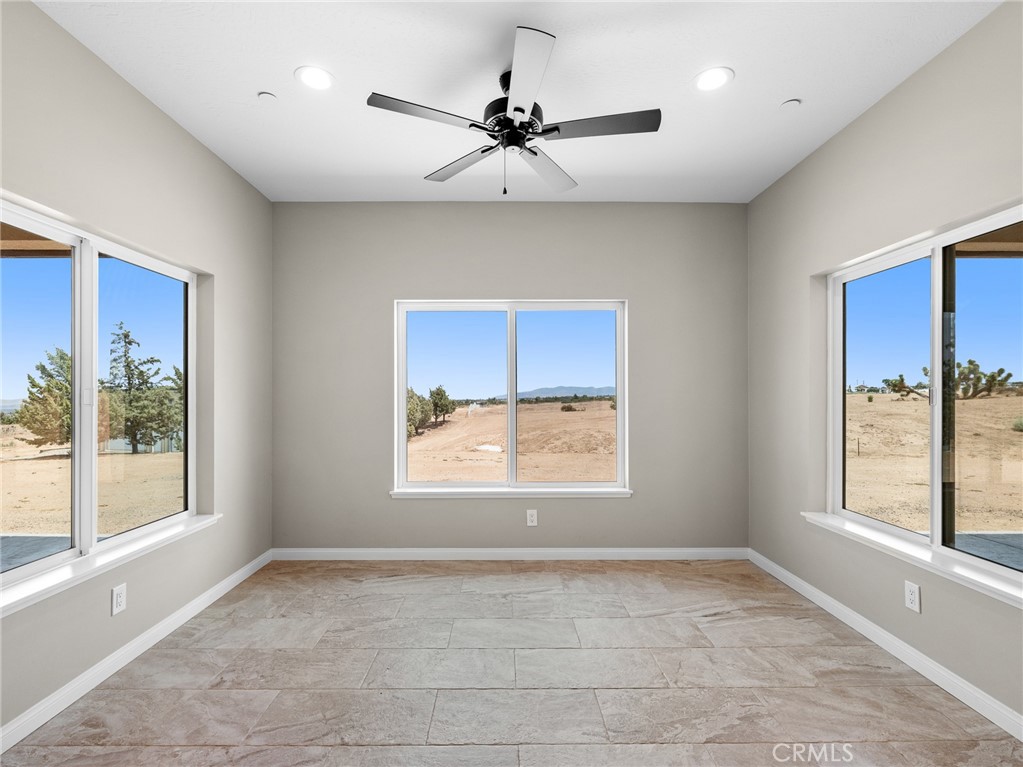 Phelan, California, 92371, United States, 3 Bedrooms Bedrooms, ,3 BathroomsBathrooms,Residential,For Sale,1927192