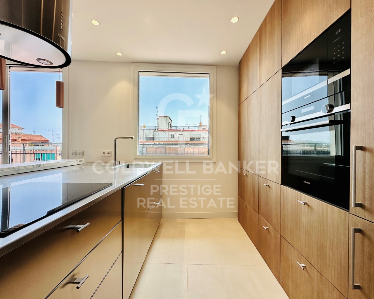Barcelona, Catalonia, ES, 3 Bedrooms Bedrooms, ,2 BathroomsBathrooms,Residential,For Sale,1949795