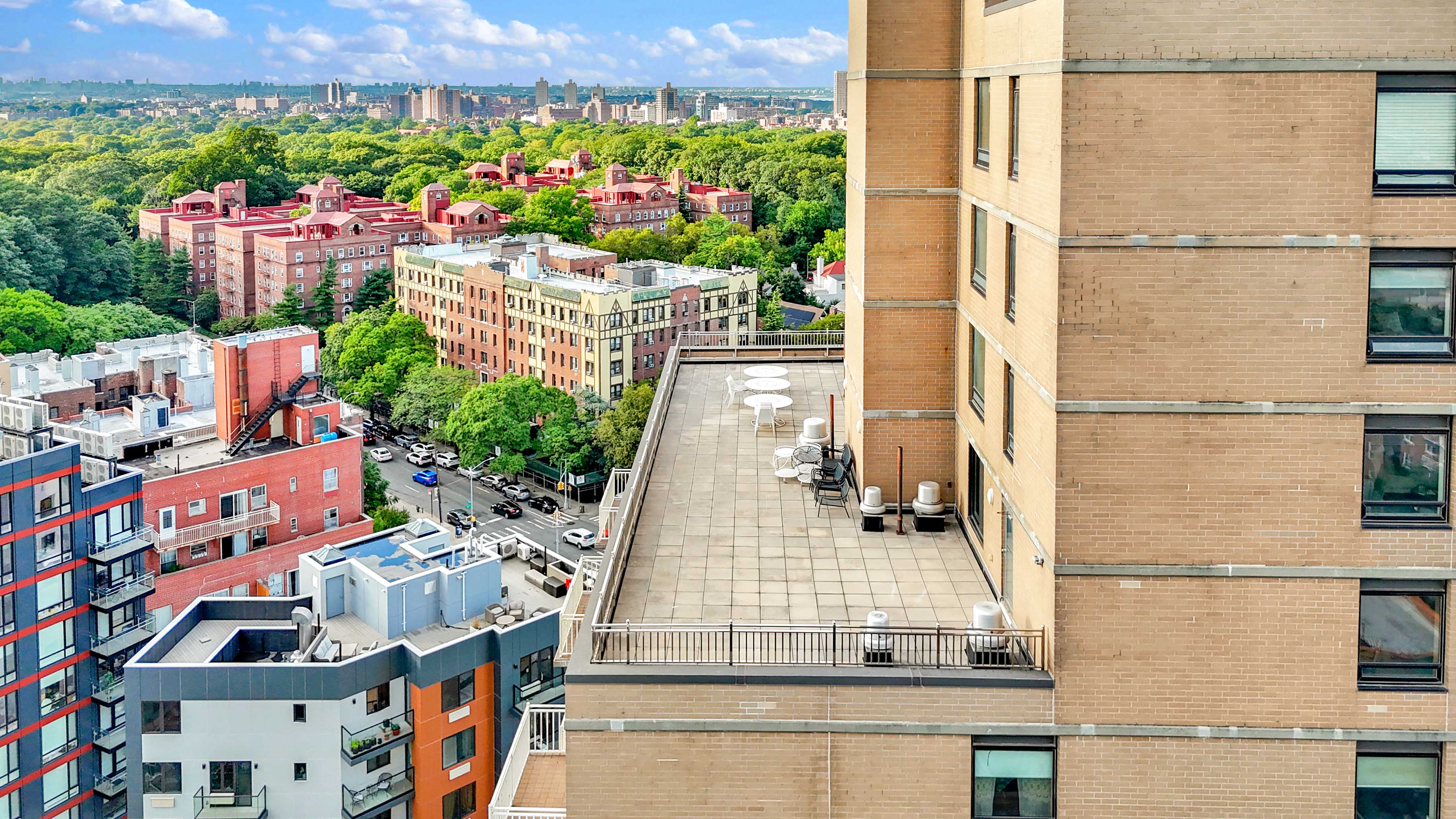  11624 Grosvenor Lane #15B, Kew Gardens, NY, 11418 - 物件實景