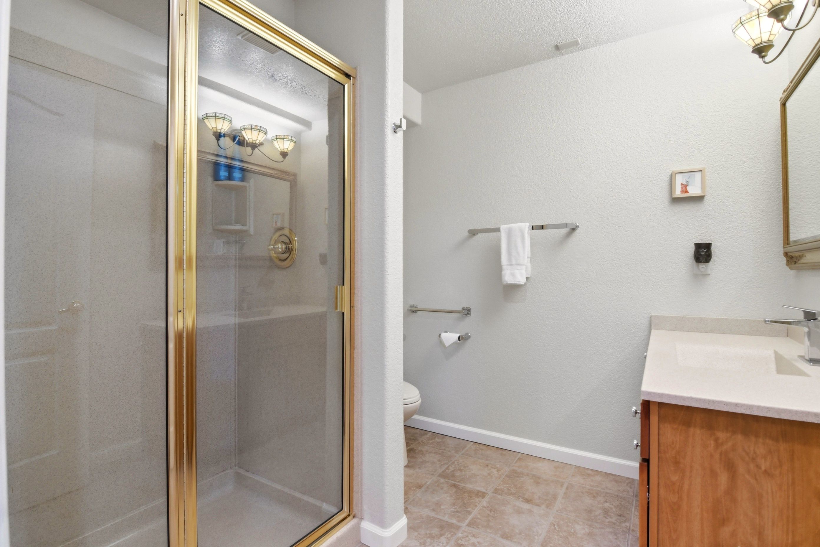  Seller is entertaining all offers  Exceptional opportunity in Hutchinson