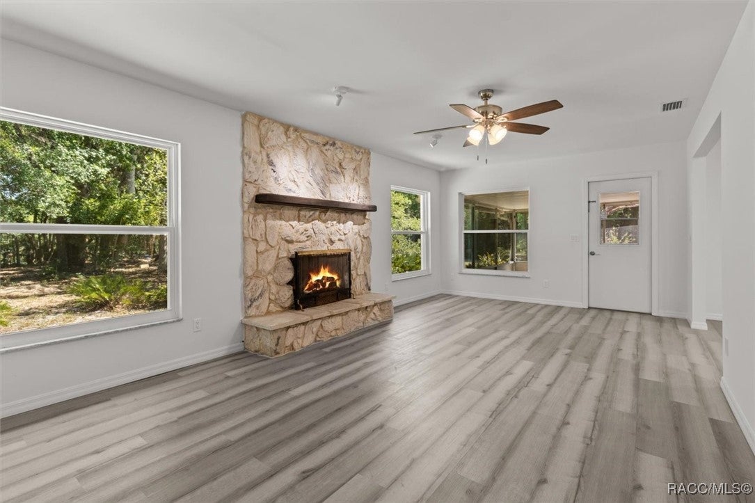 Inverness, Florida, 34450, United States, 3 Bedrooms Bedrooms, ,2 BathroomsBathrooms,Residential,For Sale,1777640