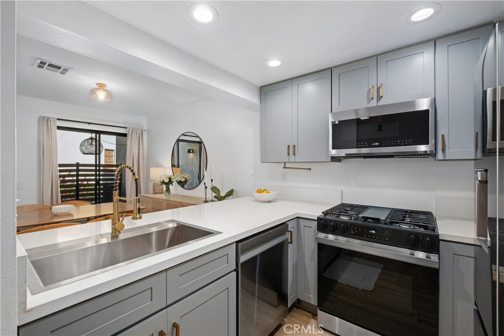 San Juan Capistrano, California, 92675, United States, 2 Bedrooms Bedrooms, ,3 BathroomsBathrooms,Residential,For Sale,1991096