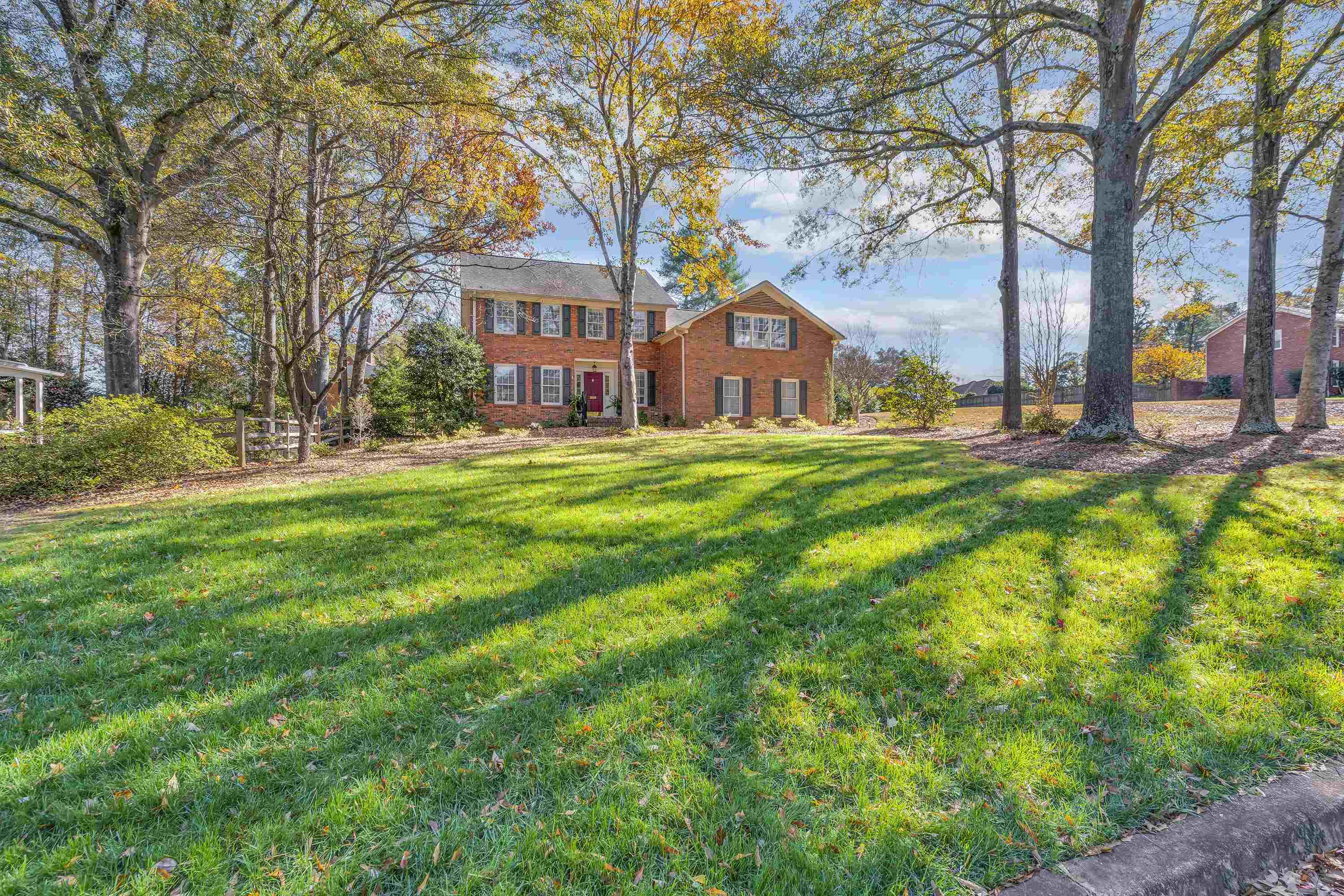 Spartanburg, South Carolina, 29302, United States, 3 Bedrooms Bedrooms, ,3 BathroomsBathrooms,Residential,For Sale,1991516