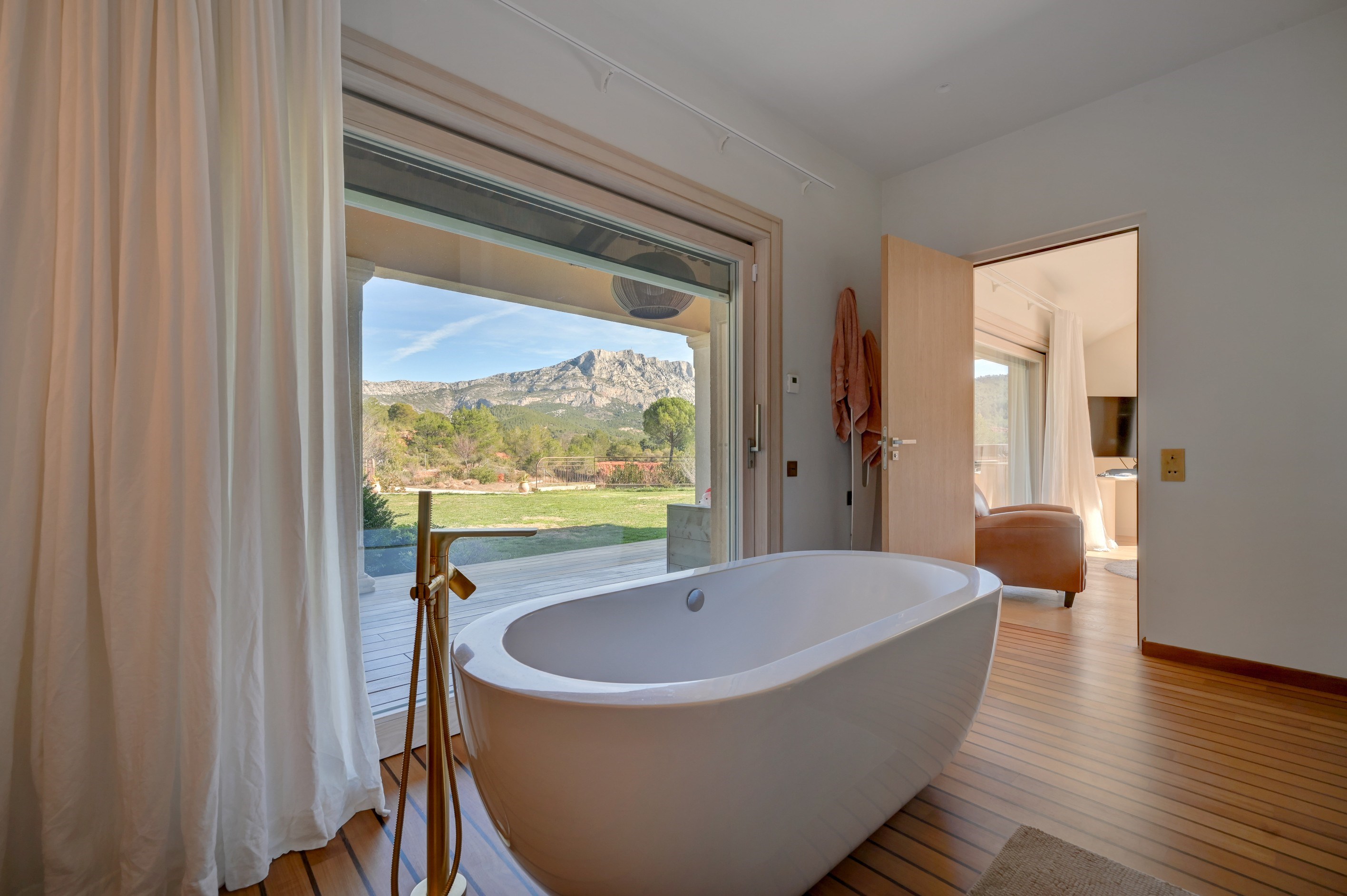  A Rare Estate with Iconic Views of Montagne Sainte-Victoire - 物件實景