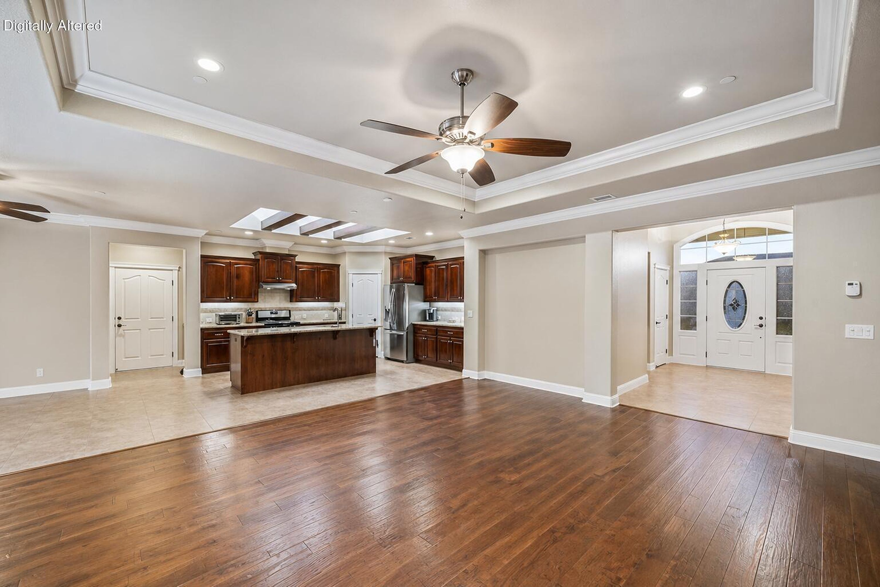  Beautiful Home In Highland Park Subdivision of Redding - 物件實景