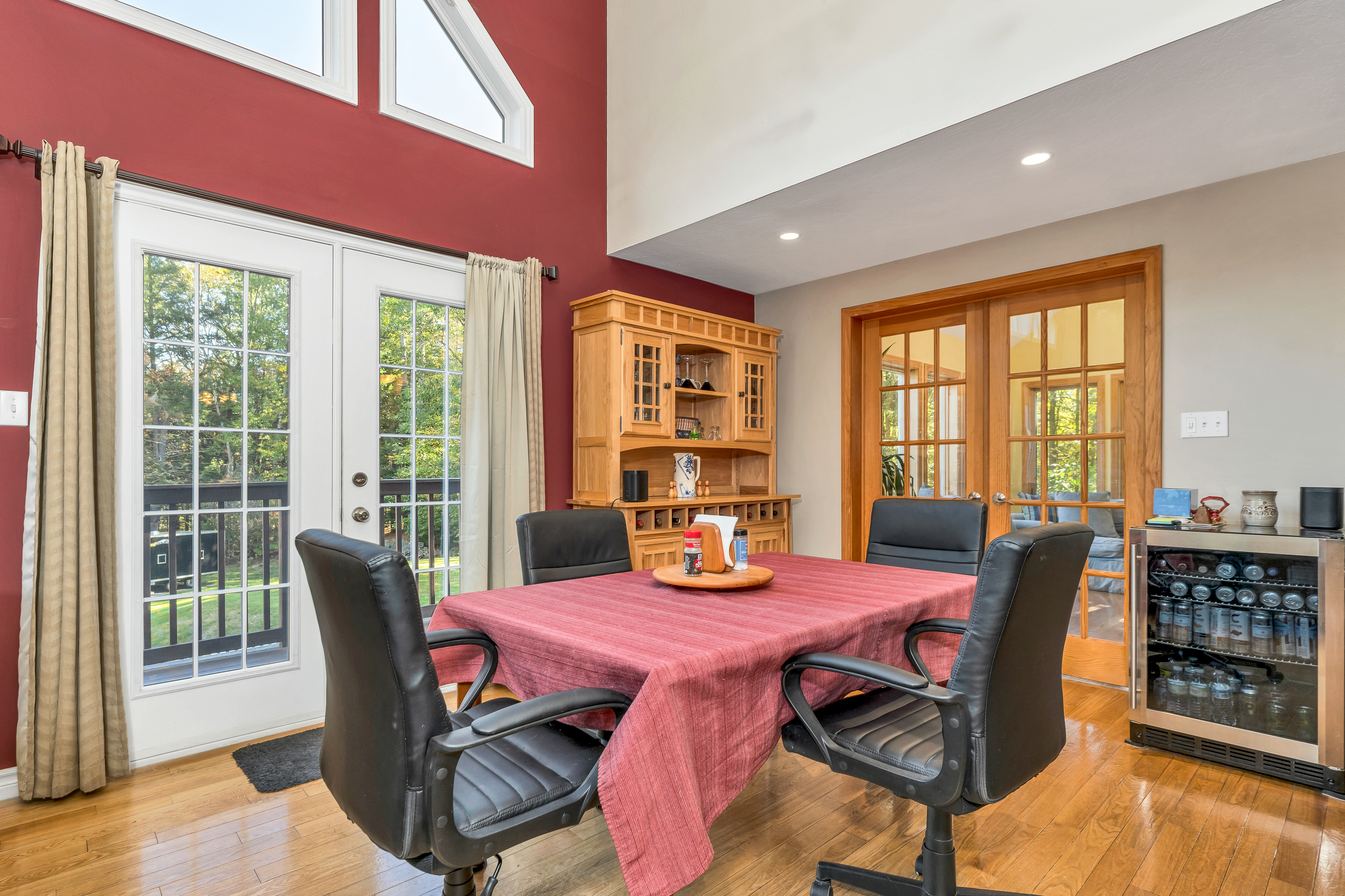 Sanbornton, New Hampshire, 03269, United States, 4 Bedrooms Bedrooms, ,2 BathroomsBathrooms,Residential,For Sale,1977534