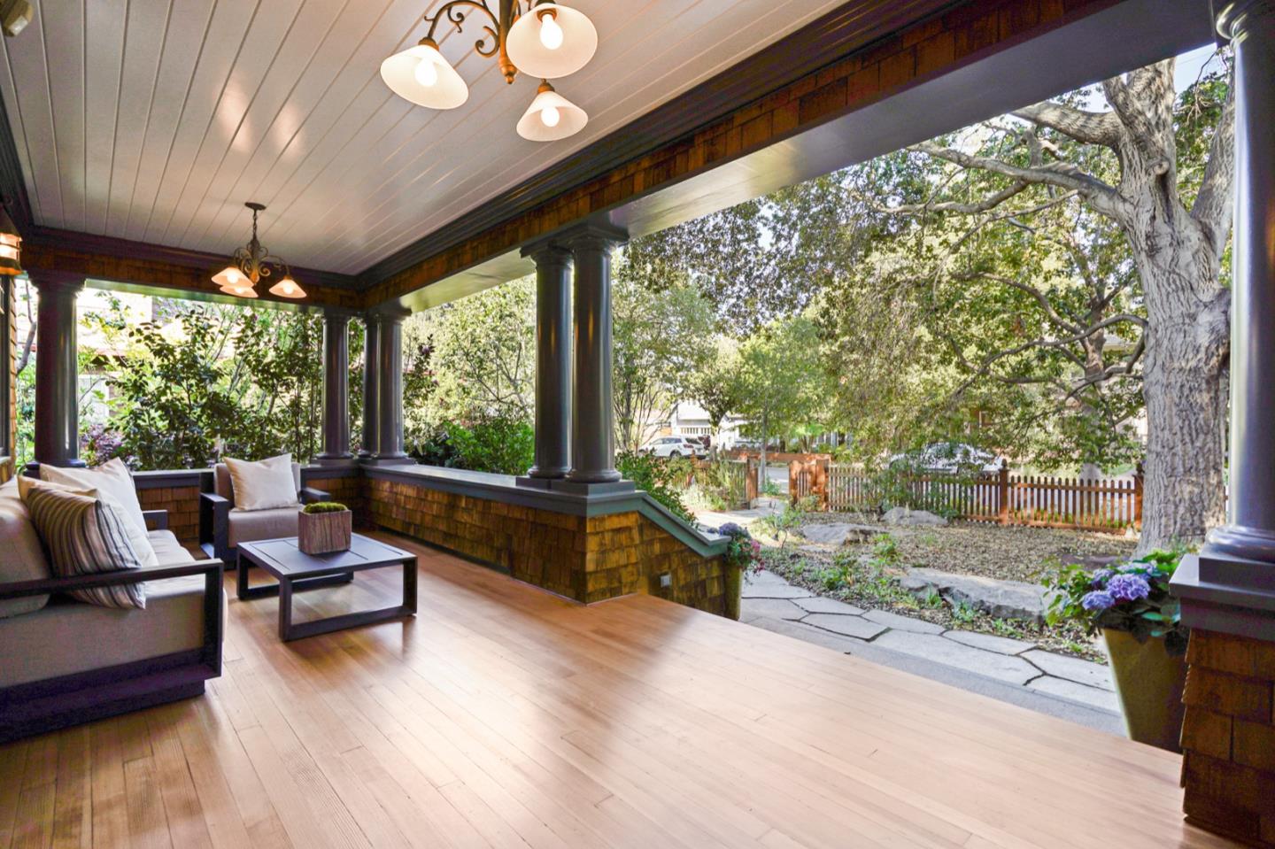 535 Kingsley Ave, Palo Alto, California, 94301, United States, 5 Bedrooms Bedrooms, ,4 BathroomsBathrooms,Residential,For Sale,535 Kingsley Ave,1664262