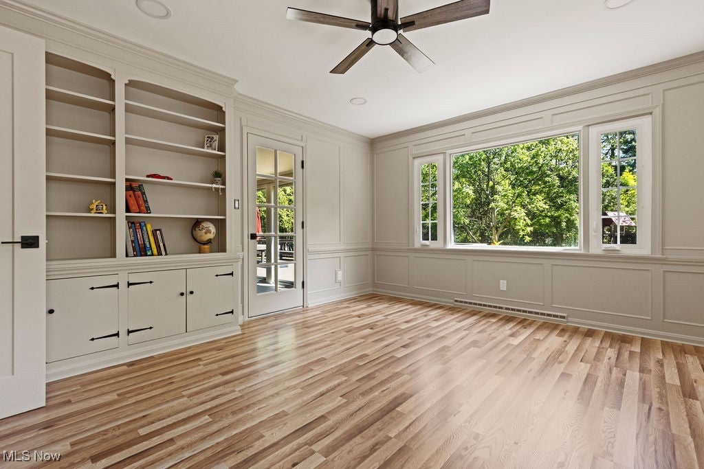 Shaker Heights, Ohio, 44122, United States, 5 Bedrooms Bedrooms, ,5 BathroomsBathrooms,Residential,For Sale,1899466