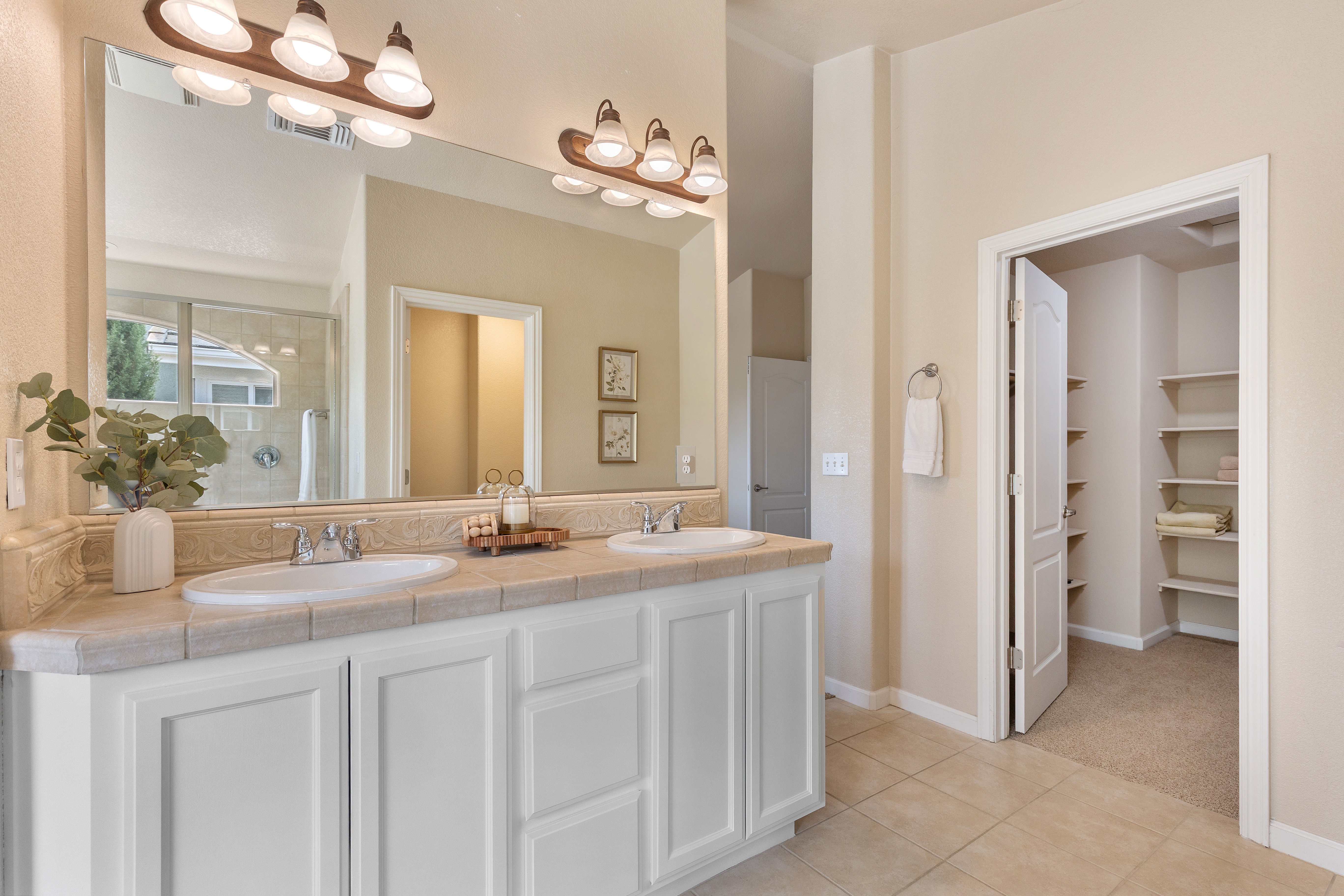  701 Mayten Court, Lincoln, CA 95648 - 物件實景
