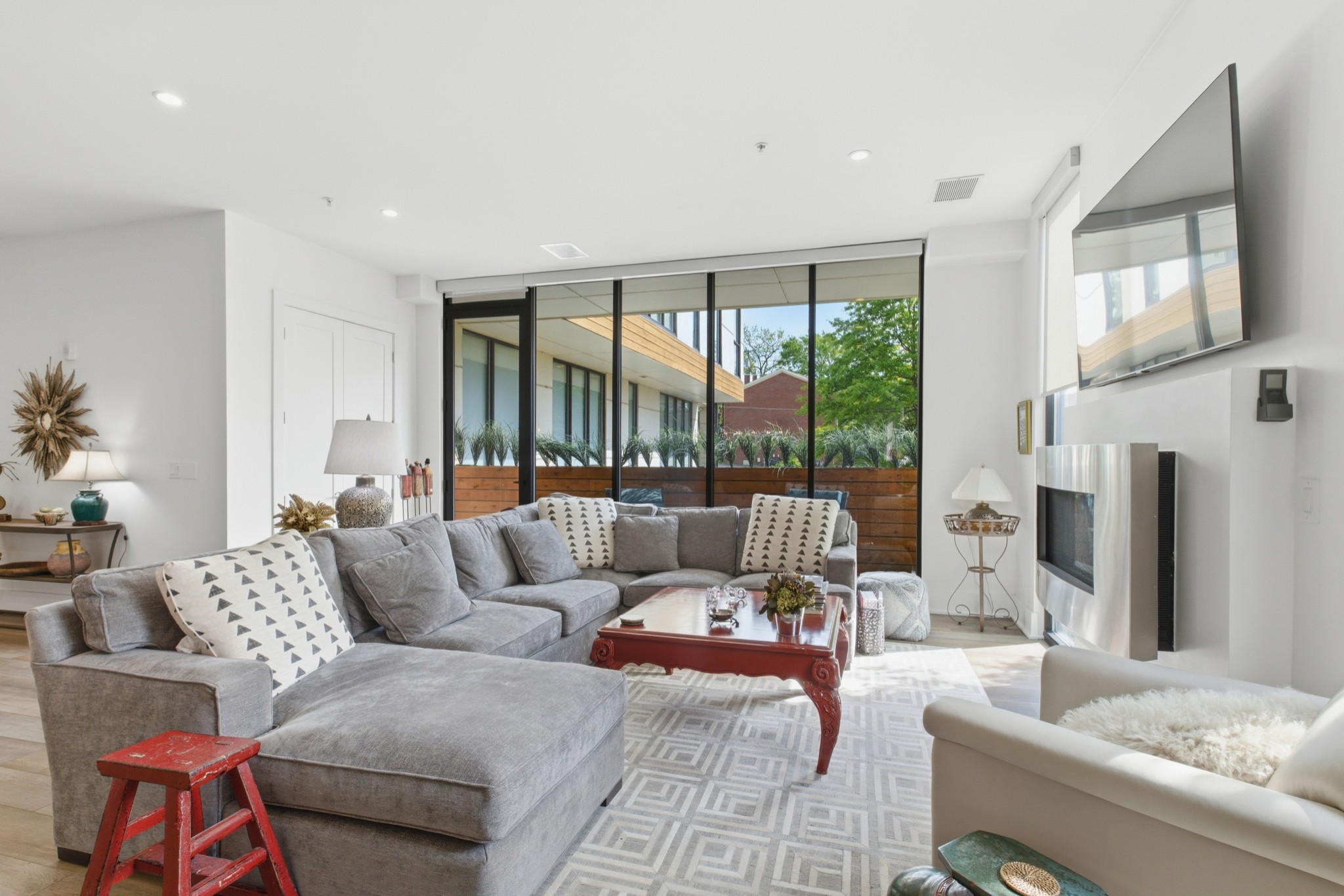  204 Acklen Park Dr Unit #103, Nashville, TN, 37203 - 物件實景