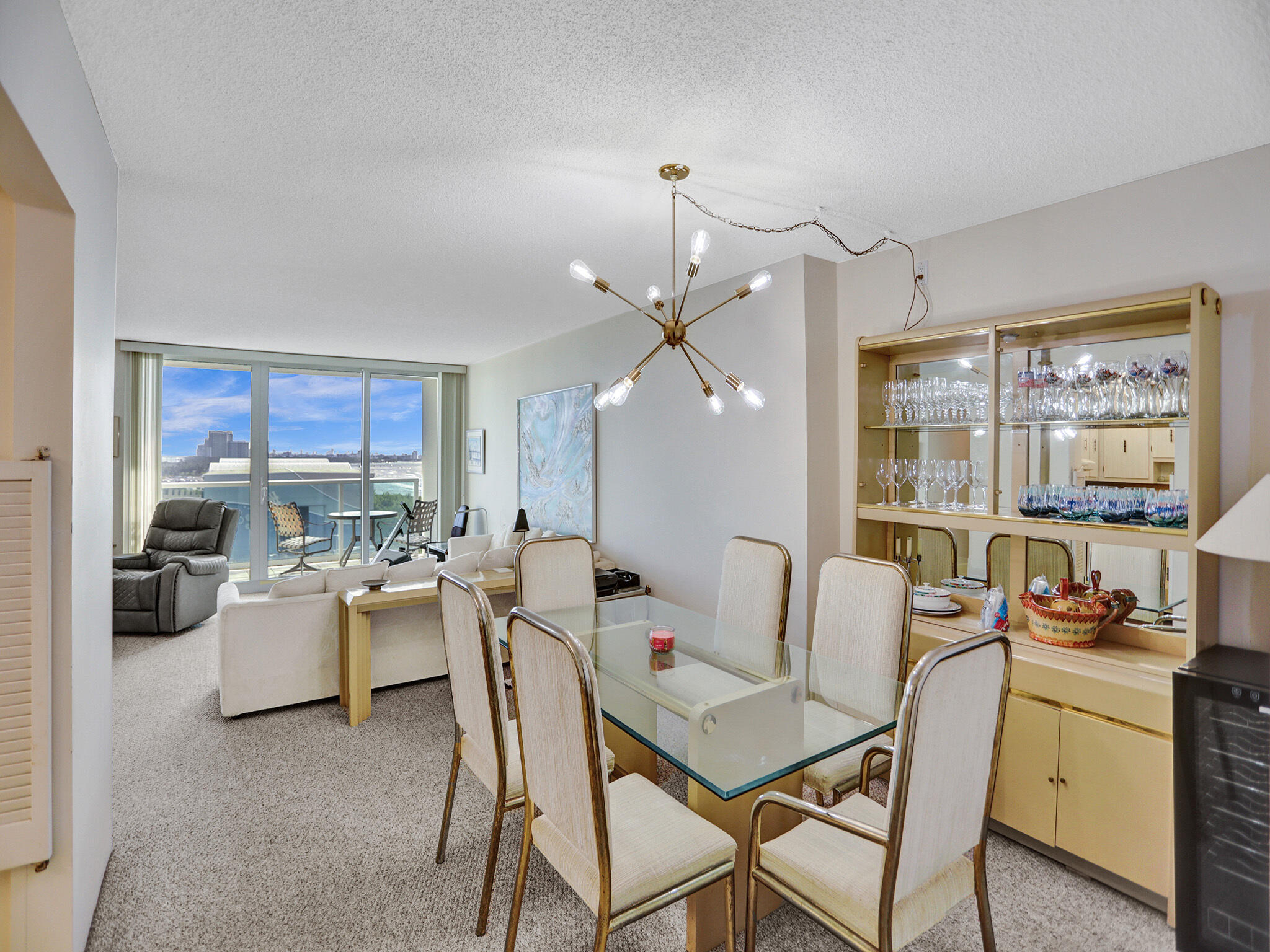 Sunny Isles Beach, Florida, 33160, United States, 1 Bedroom Bedrooms, ,2 BathroomsBathrooms,Residential,For Sale,1804245