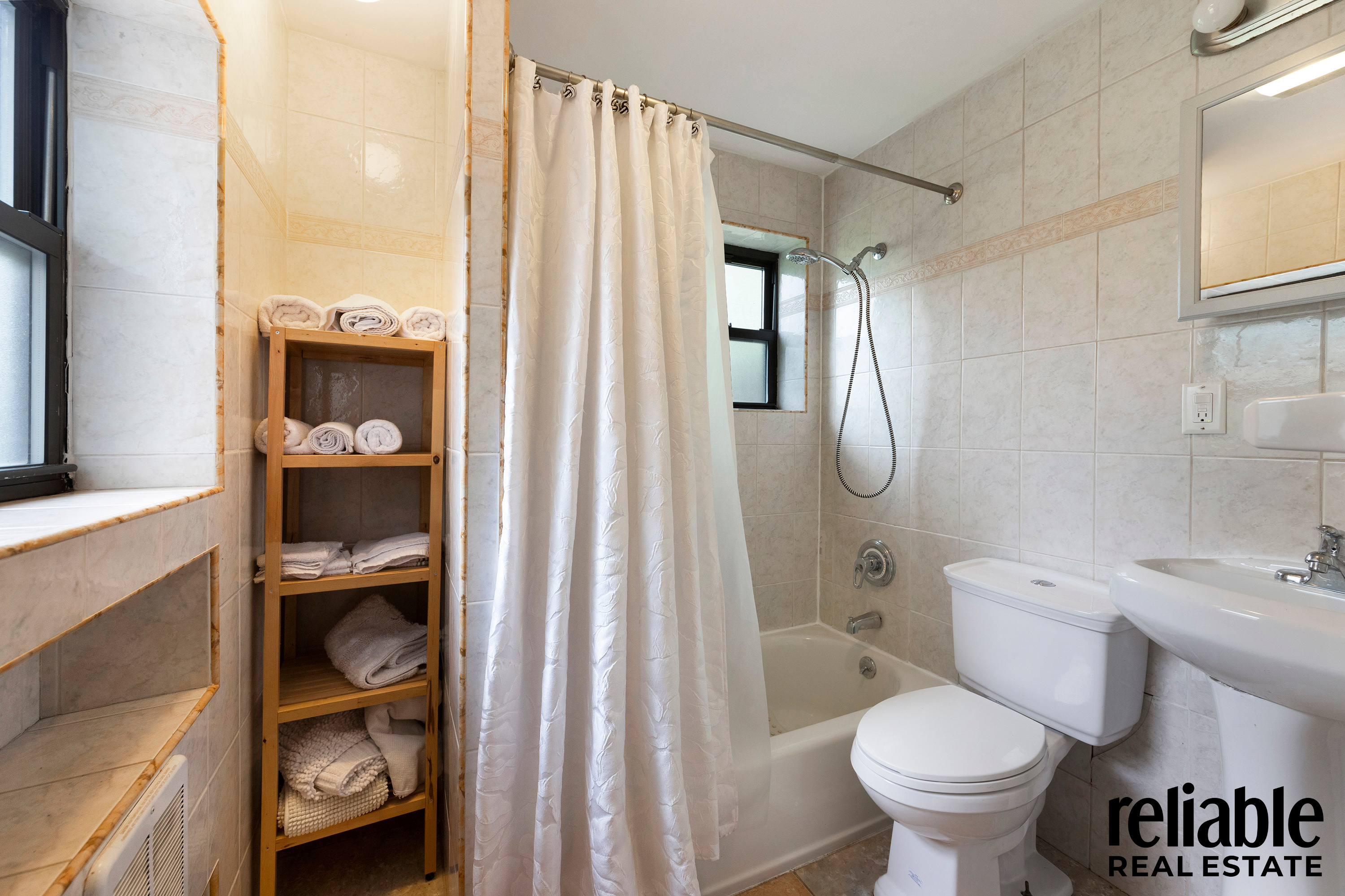 Brooklyn, New York, 11216, United States, 6 Bedrooms Bedrooms, ,3 BathroomsBathrooms,Residential,For Sale,1968058