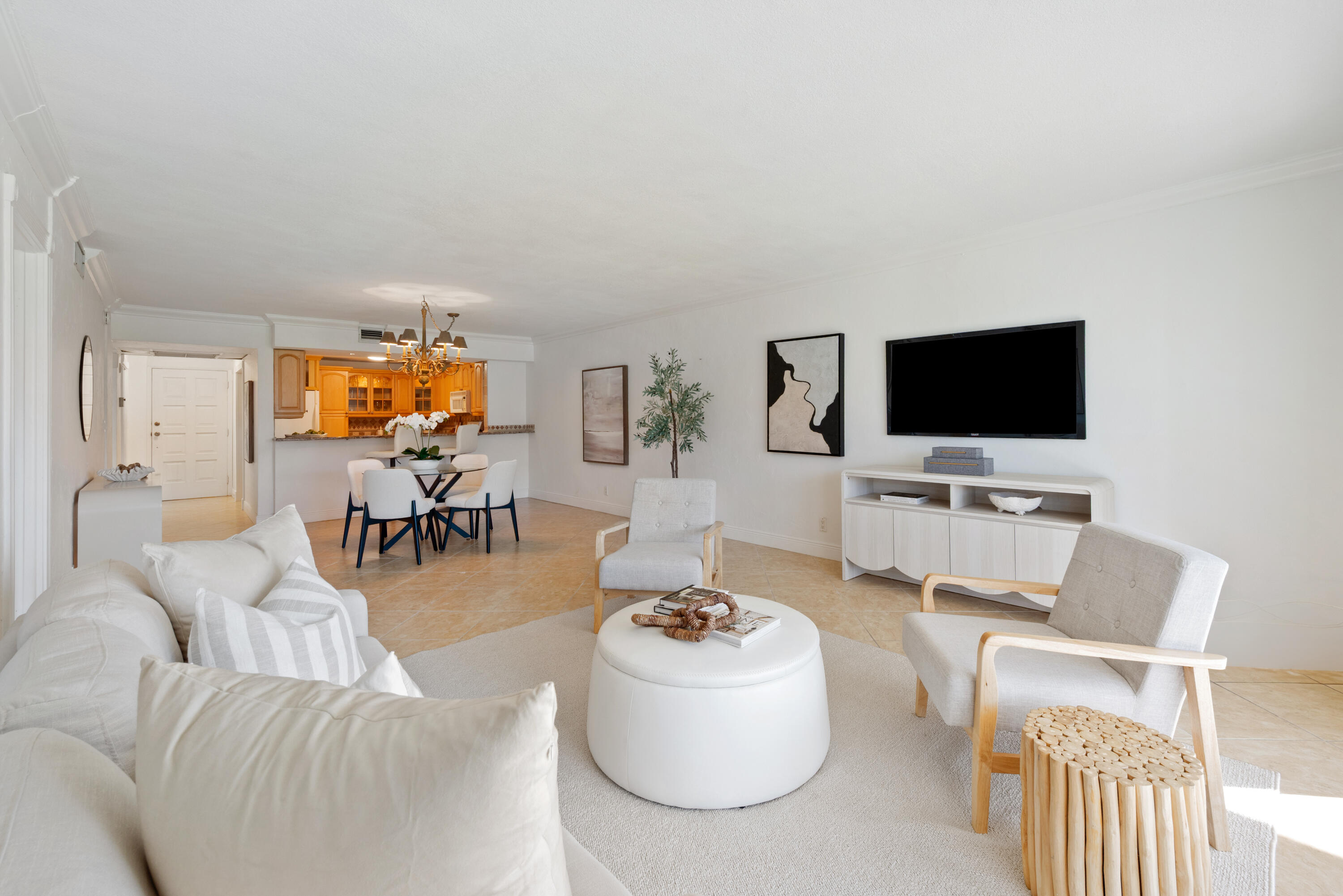 Boca Raton, Florida, 33431, United States, 2 Bedrooms Bedrooms, ,2 BathroomsBathrooms,Residential,For Sale,1957981