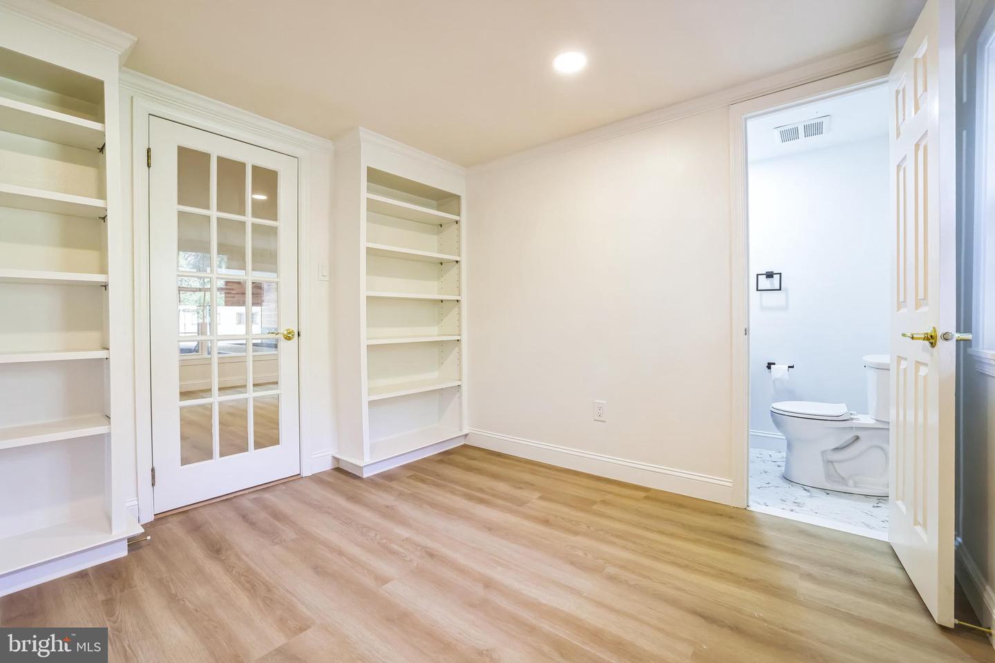 Doylestown, Pennsylvania, 18902, United States, 5 Bedrooms Bedrooms, ,4 BathroomsBathrooms,Residential,For Sale,1995567