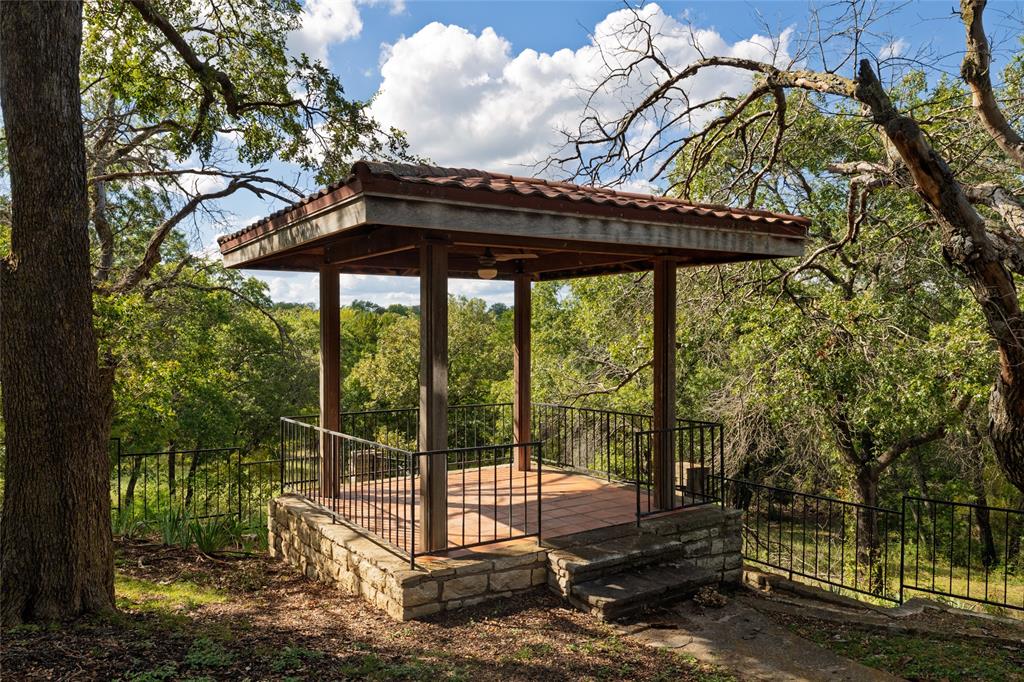 Weatherford, Texas, 76086, United States, 3 Bedrooms Bedrooms, ,4 BathroomsBathrooms,Residential,For Sale,1974864