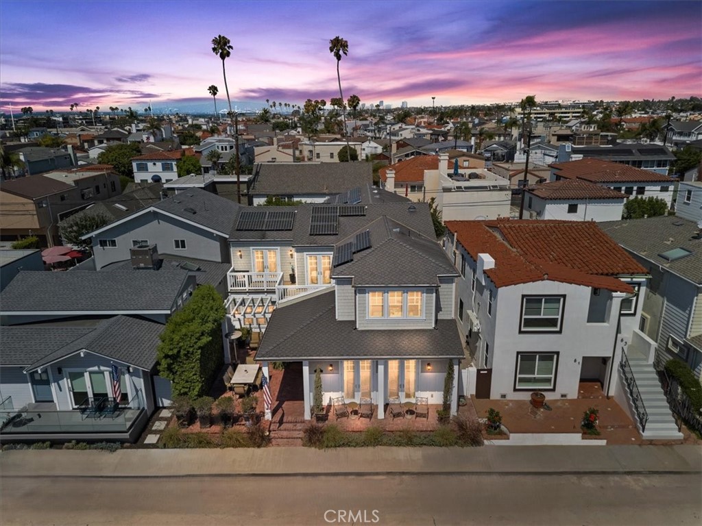 Long Beach, California, 90803, United States, 5 Bedrooms Bedrooms, ,4 BathroomsBathrooms,Residential,For Sale,1916985