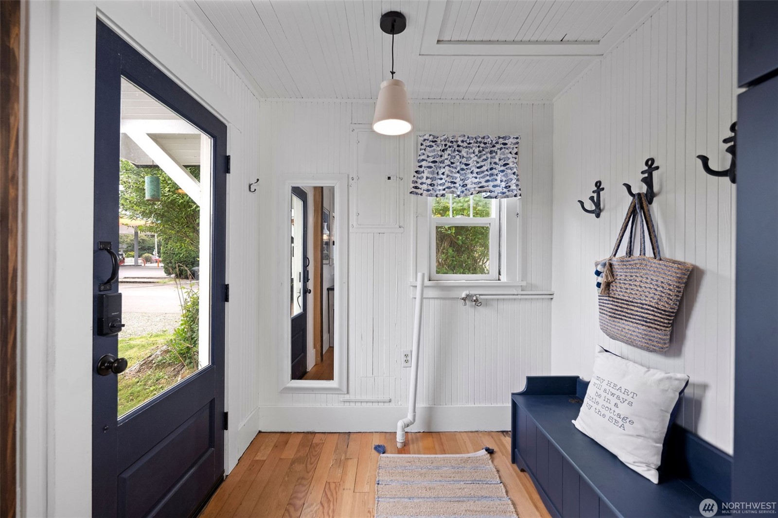 Seaview, Washington, 98641, United States, 2 Bedrooms Bedrooms, ,1 BathroomBathrooms,Residential,For Sale,1982680