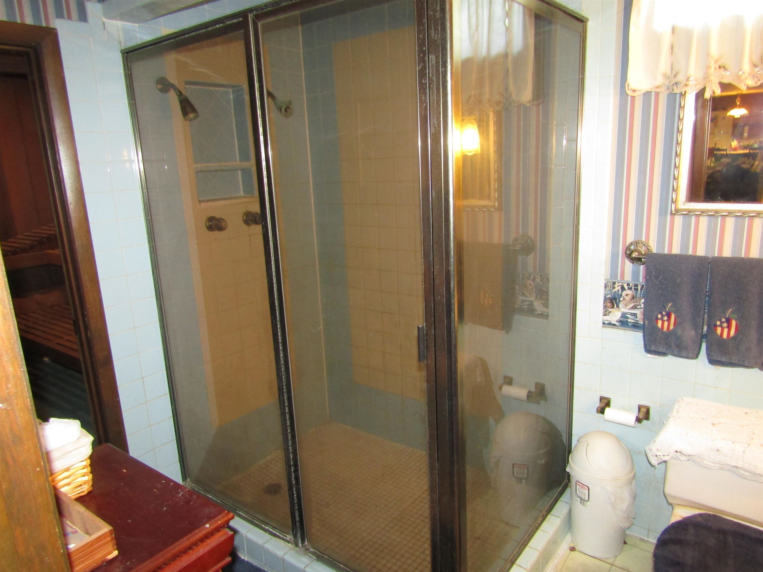 Beloit, Wisconsin, 53511, United States, 6 Bedrooms Bedrooms, ,5 BathroomsBathrooms,Residential,For Sale,1923330