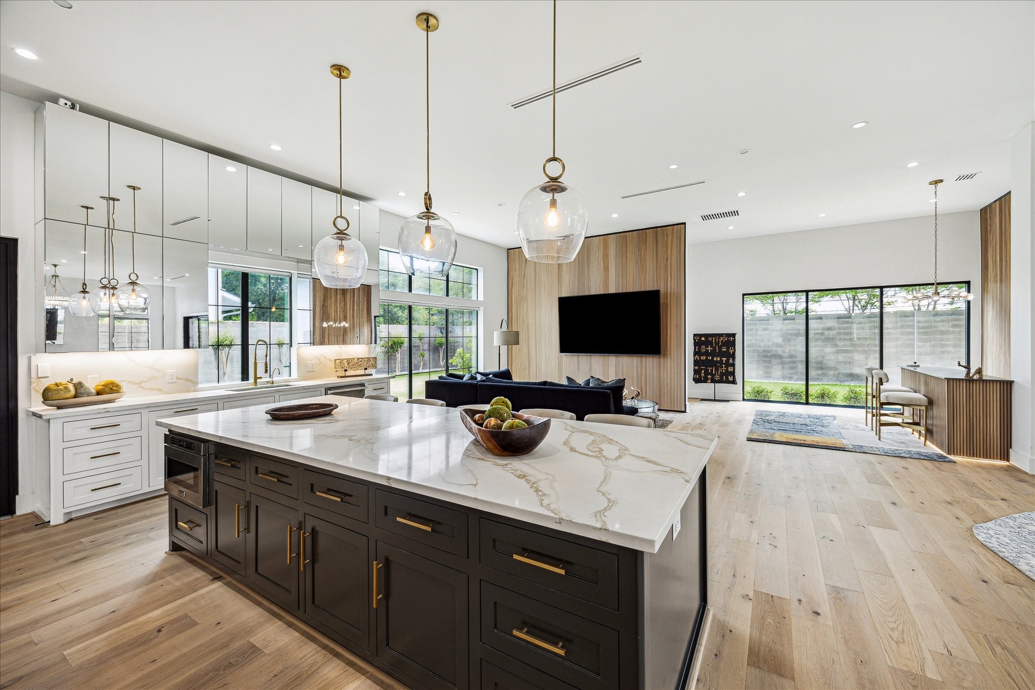  4002 Meadow Lake Lane - 物件實景