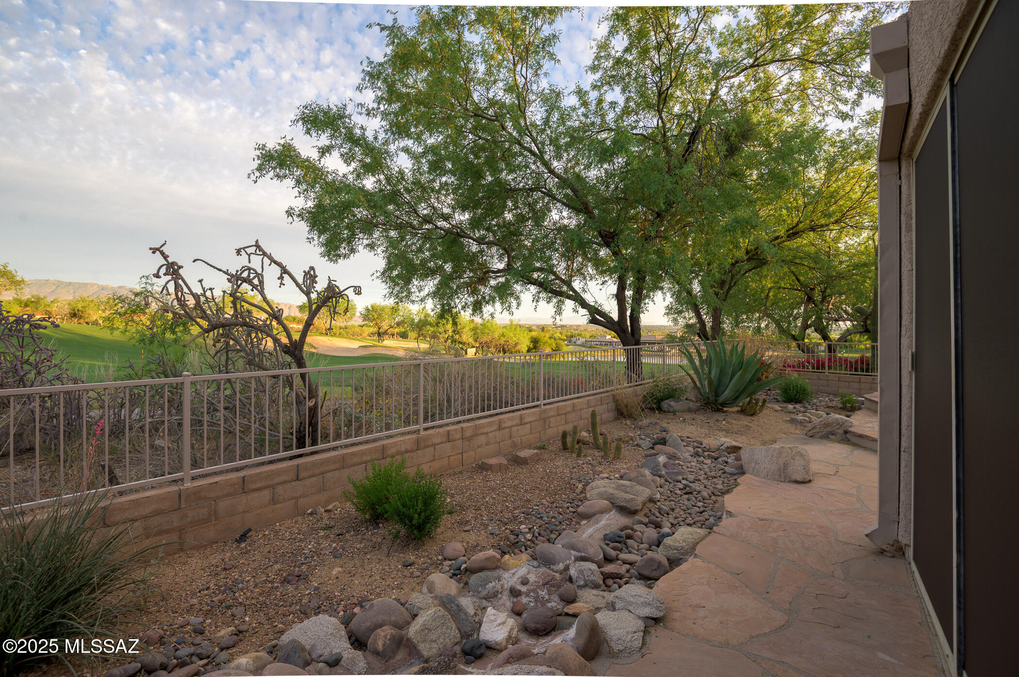 Tucson, Arizona, 85749, United States, 3 Bedrooms Bedrooms, ,3 BathroomsBathrooms,Residential,For Sale,1794562