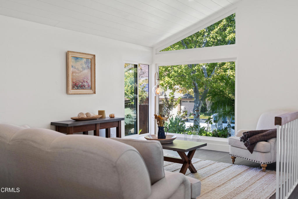 Thousand Oaks, California, 91360, United States, 4 Bedrooms Bedrooms, ,3 BathroomsBathrooms,Residential,For Sale,1974854