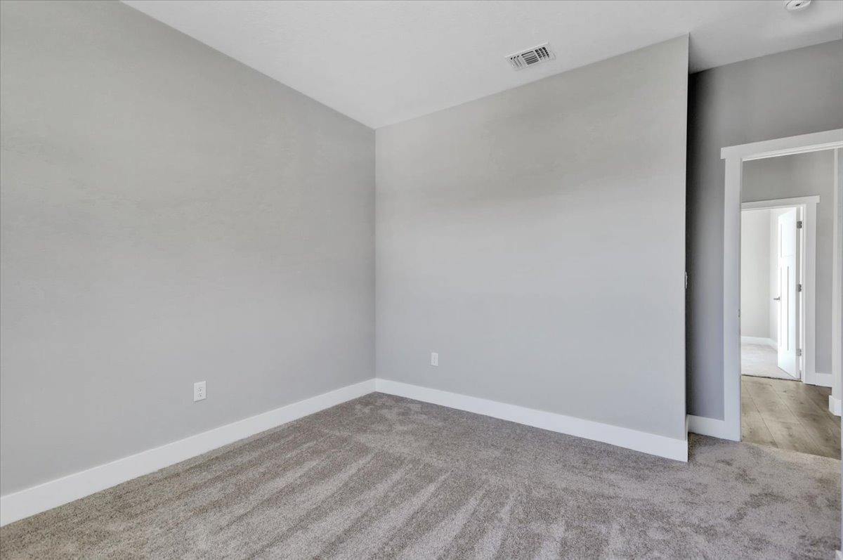 Grass Valley, California, 95945, United States, 3 Bedrooms Bedrooms, ,2 BathroomsBathrooms,Residential,For Sale,1978988