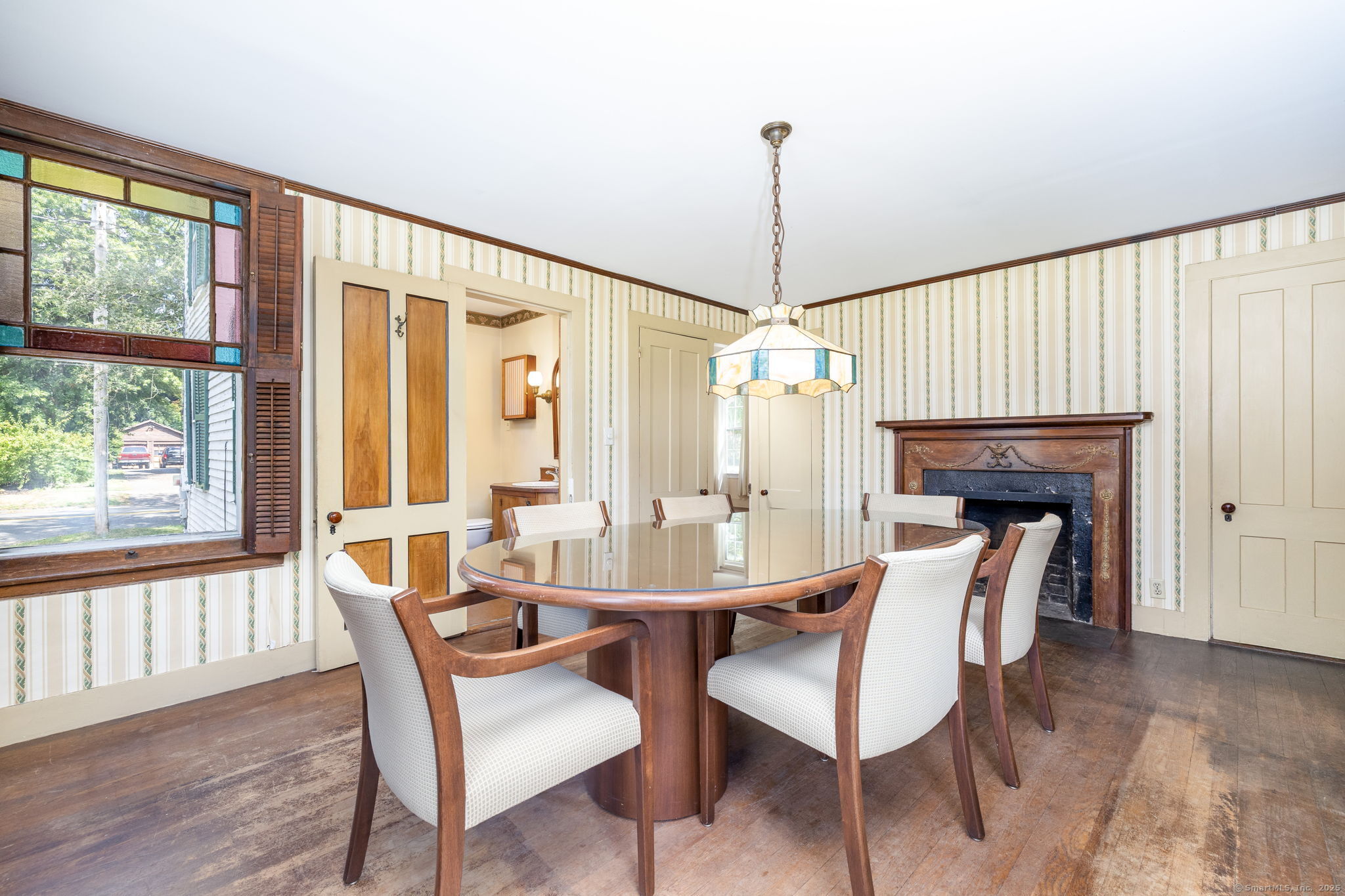 Wethersfield, Connecticut, 06109, United States, 4 Bedrooms Bedrooms, ,2 BathroomsBathrooms,Residential,For Sale,1939888