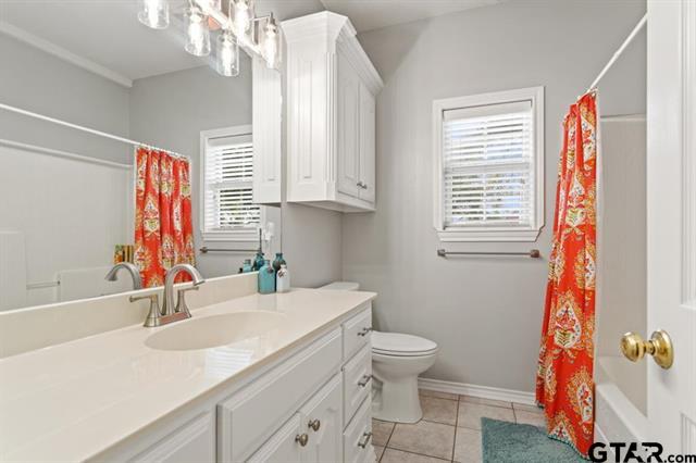 Lindale, Texas, 75771, United States, 3 Bedrooms Bedrooms, ,3 BathroomsBathrooms,Residential,For Sale,1995142