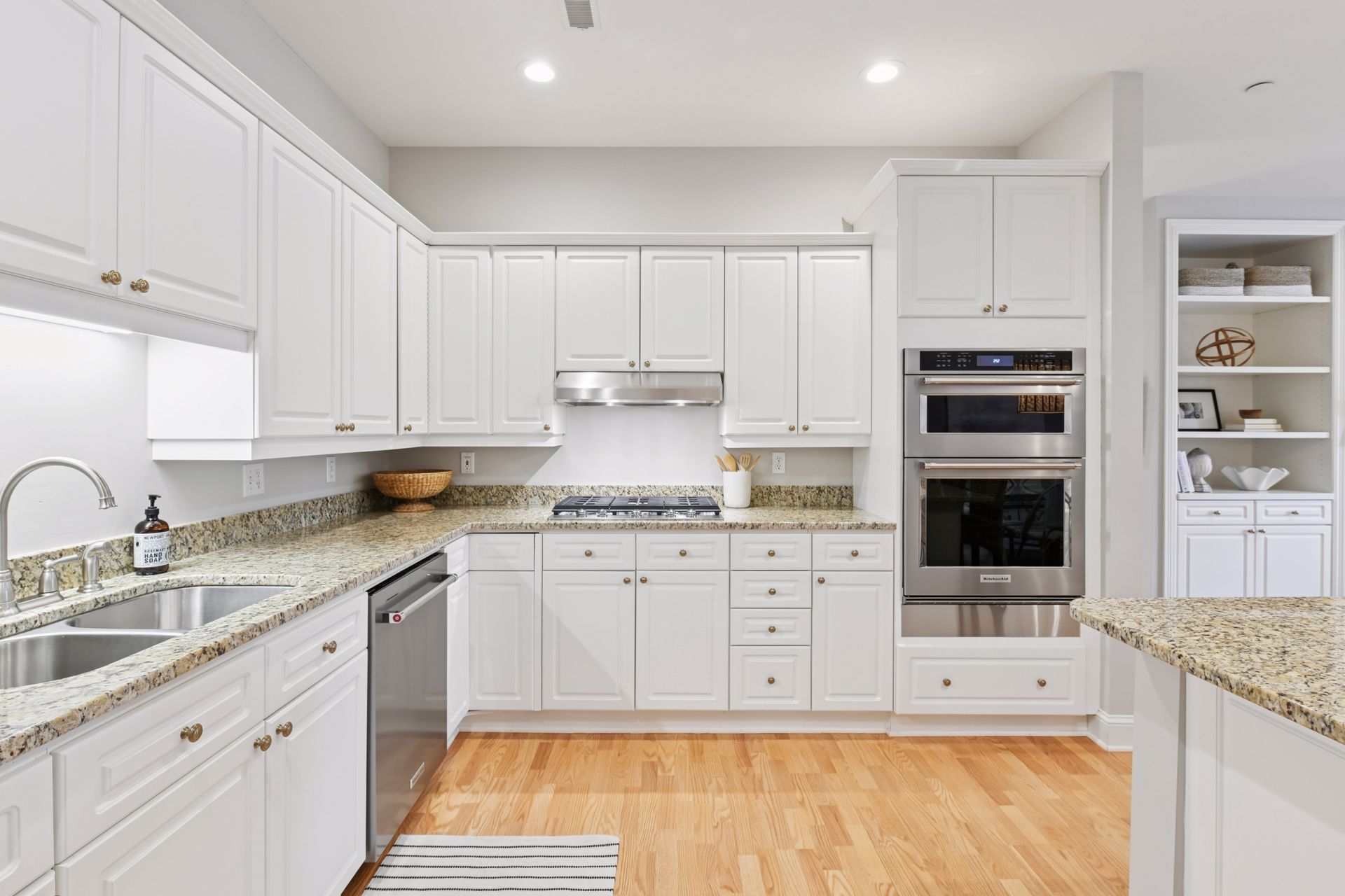  Luxury Condo in the Heart of Edina - 物件實景