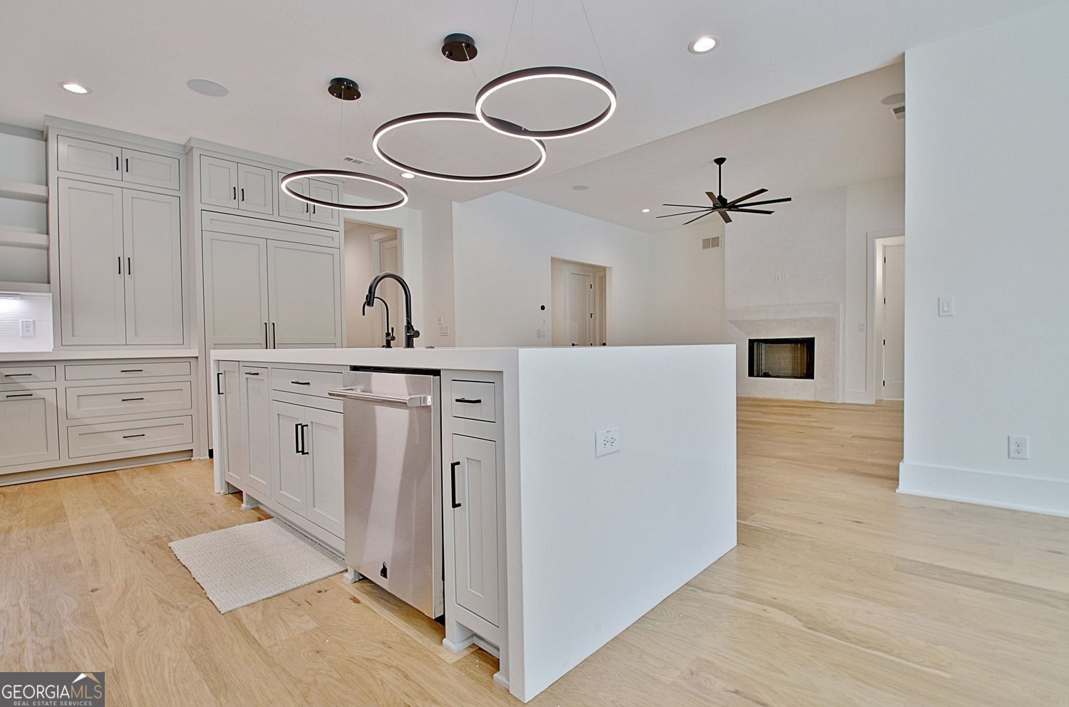 Tyrone, Georgia, 30290, United States, 6 Bedrooms Bedrooms, ,6 BathroomsBathrooms,Residential,For Sale,1859039