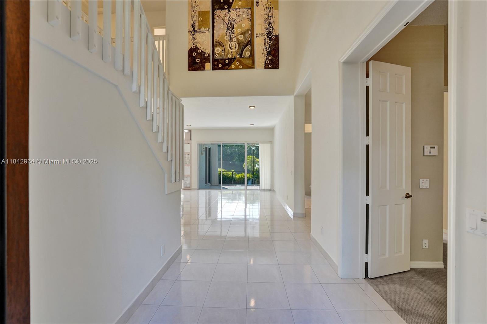 Weston, Florida, 33326, United States, 5 Bedrooms Bedrooms, ,4 BathroomsBathrooms,Residential,For Sale,1987523