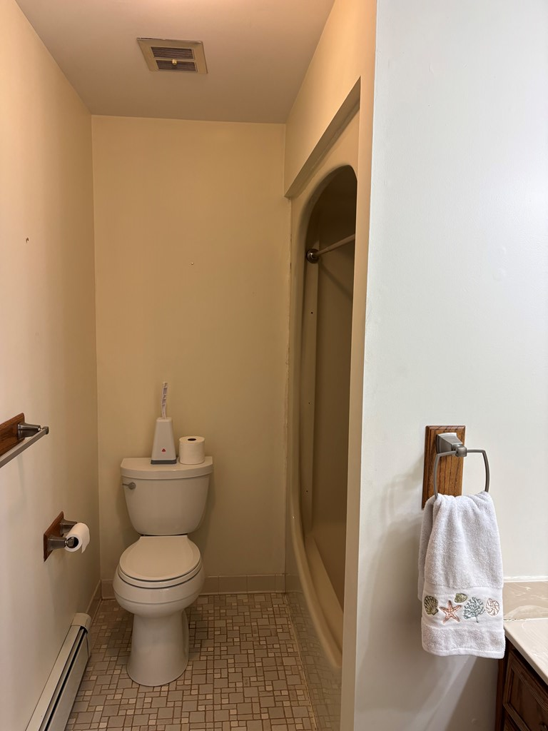 Machipongo, Virginia, 23405, United States, 3 Bedrooms Bedrooms, ,3 BathroomsBathrooms,Residential,For Sale,2003138