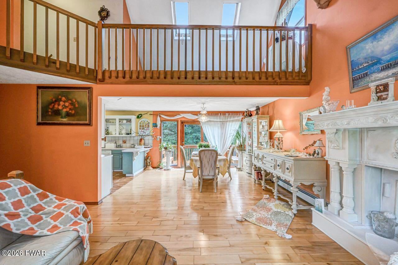 Hawley, Pennsylvania, 18428, United States, 3 Bedrooms Bedrooms, ,3 BathroomsBathrooms,Residential,For Sale,2045204