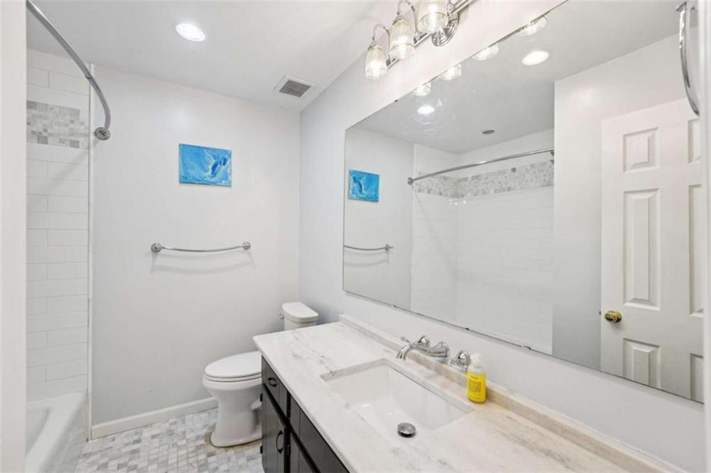 Marietta, Georgia, 30068, United States, 4 Bedrooms Bedrooms, ,3 BathroomsBathrooms,Residential,For Sale,1977177