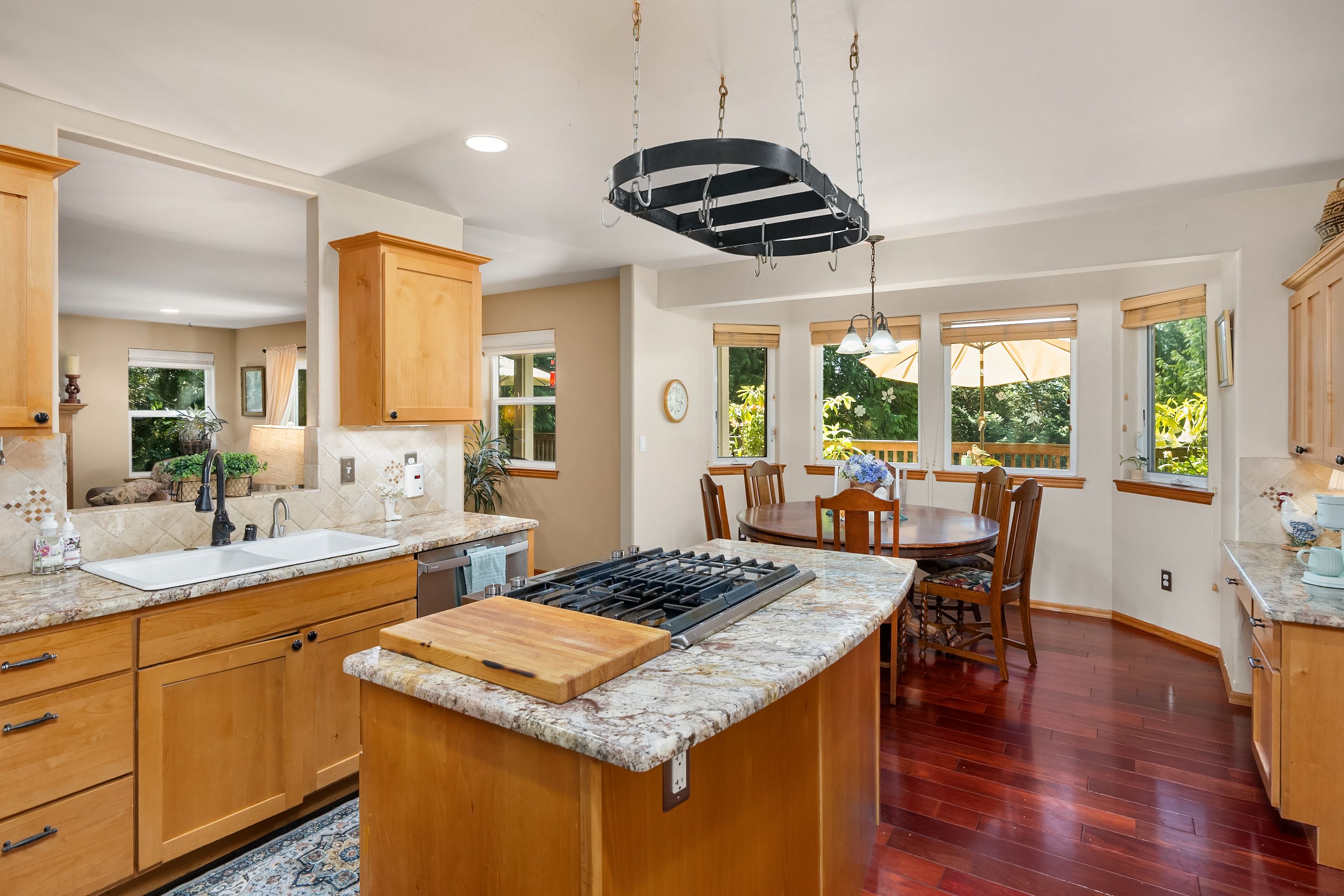  34059 Bridge View Dr NE, Kingston, WA 98346 - 物件實景
