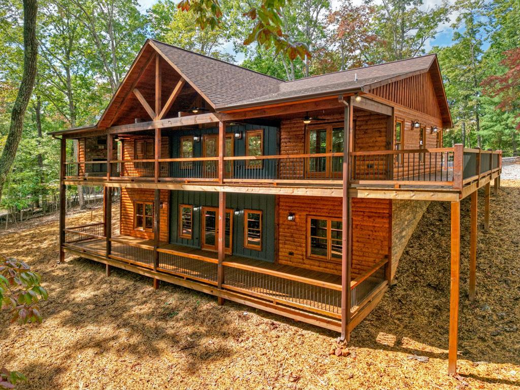 Mineral Bluff, Georgia, 30559, United States, 4 Bedrooms Bedrooms, ,3 BathroomsBathrooms,Residential,For Sale,1953348