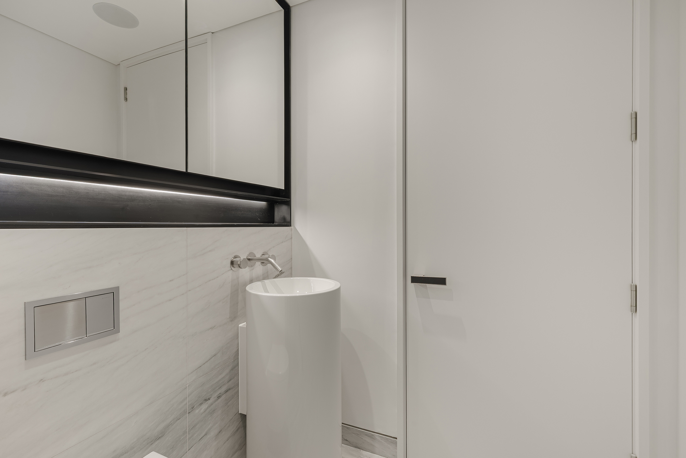 A Second-Floor Apartment in a Prestigious Mayfair Address - 物件實景
