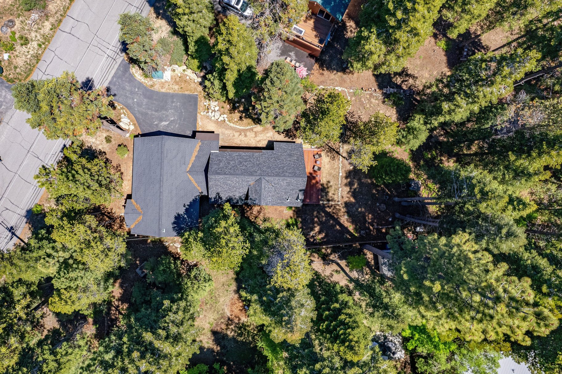  Home 3 Blocks from Lake Tahoe with 4 Car Garage for Cars & Boats - 物件實景