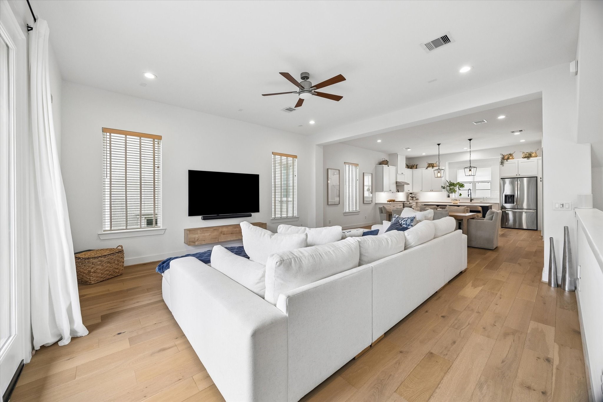  956 Dunleigh Meadows Lane - 物件實景