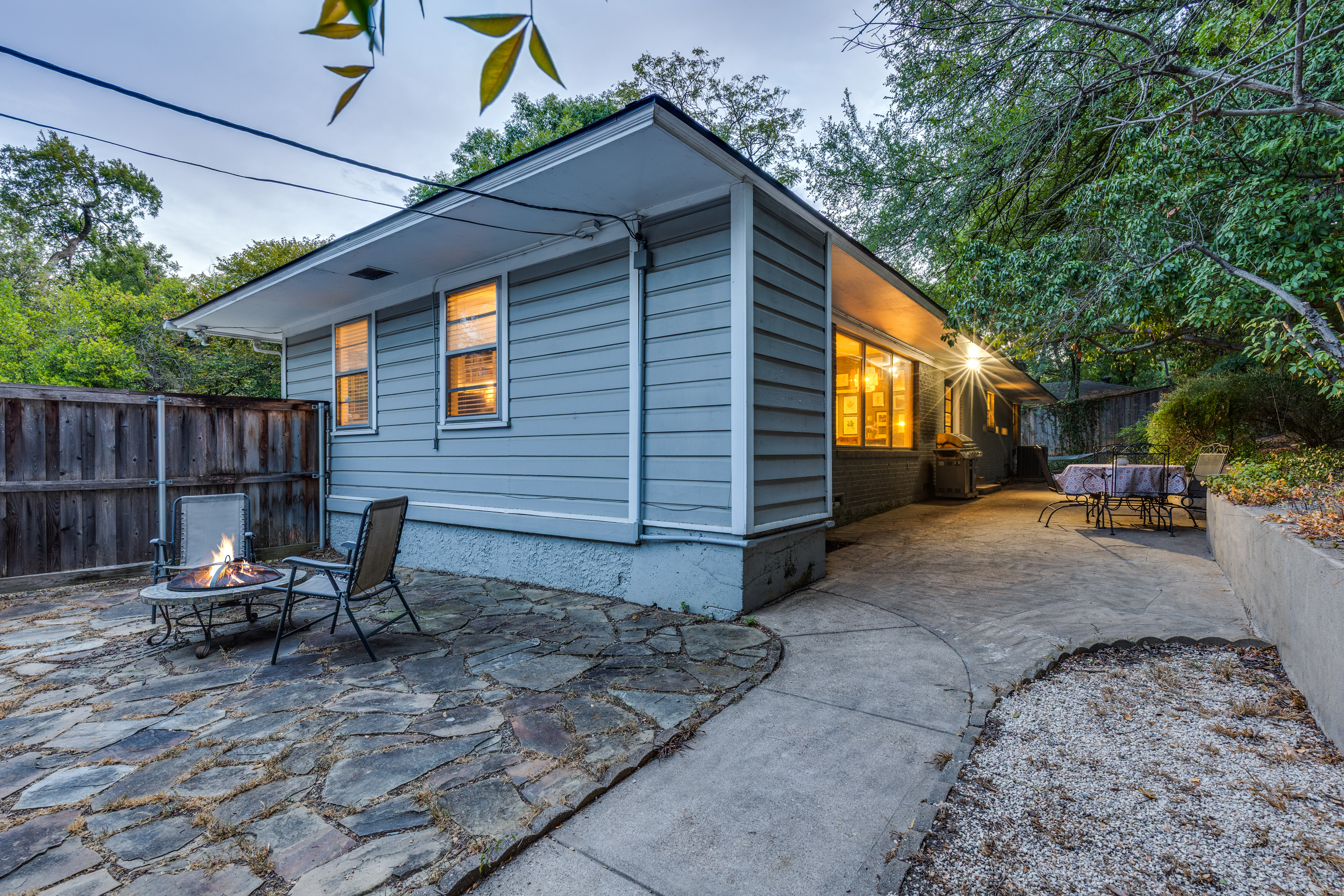  West Kessler Neighborhood. Pyka Pedigree. Creekfront Rustic Paradise - 物件實景