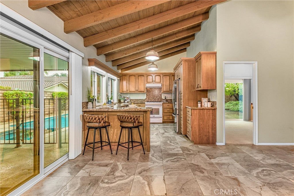 Redlands, California, 92373, United States, 4 Bedrooms Bedrooms, ,2 BathroomsBathrooms,Residential,For Sale,1994267