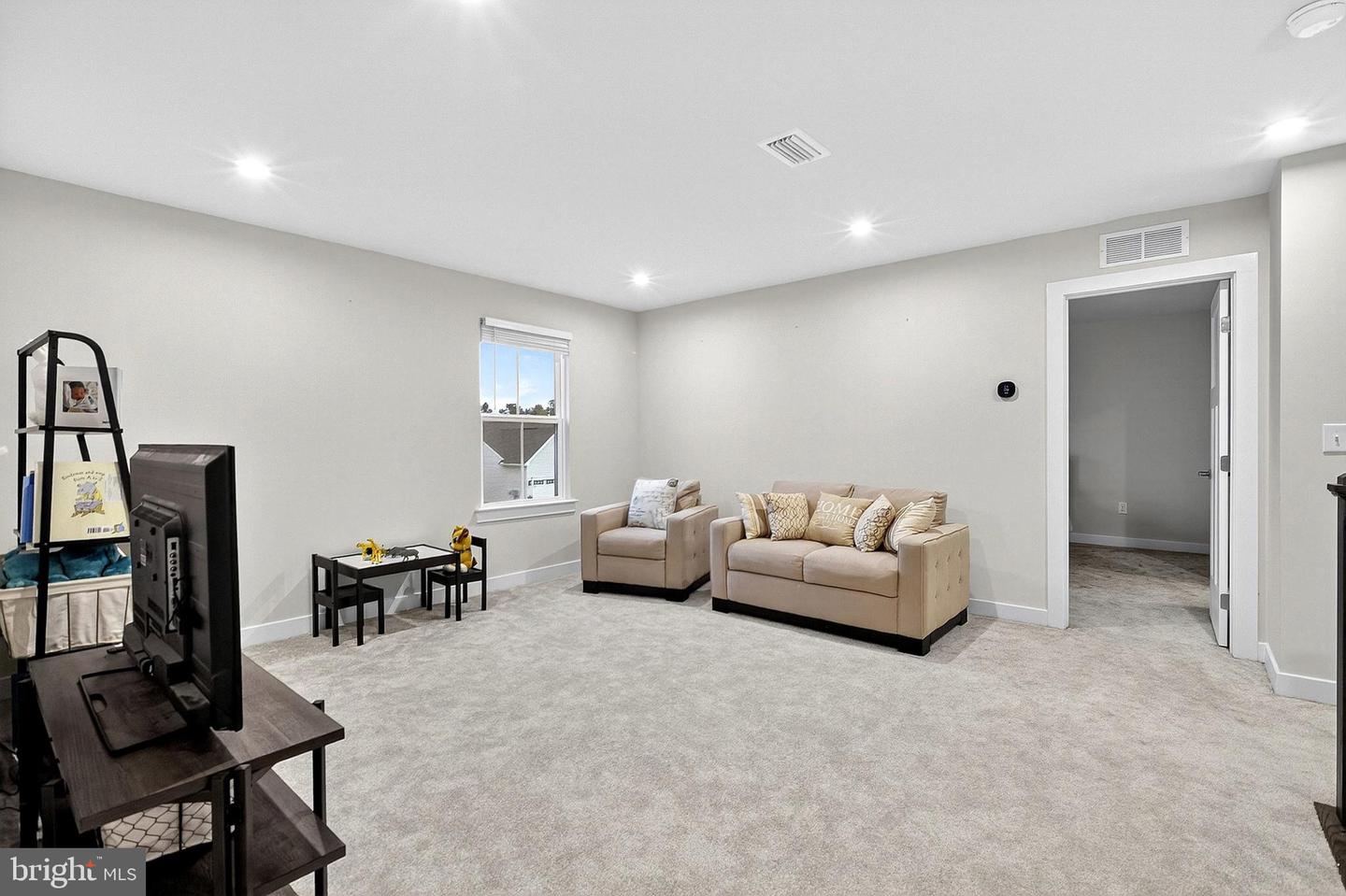 LEWES, Delaware, 19958, United States, 3 Bedrooms Bedrooms, ,4 BathroomsBathrooms,Residential,For Sale,1988881